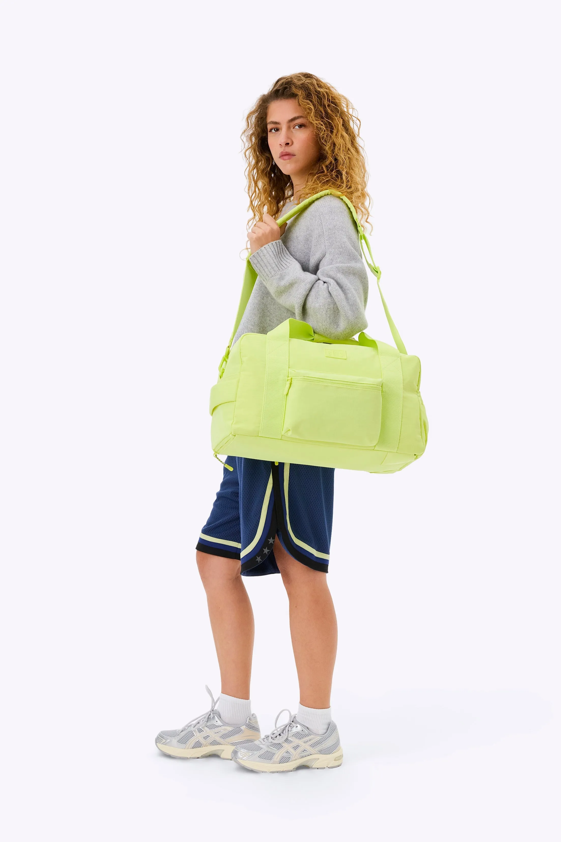 The Sport Duffle Backpack in Limone sold by Beis product image thumbnail 4