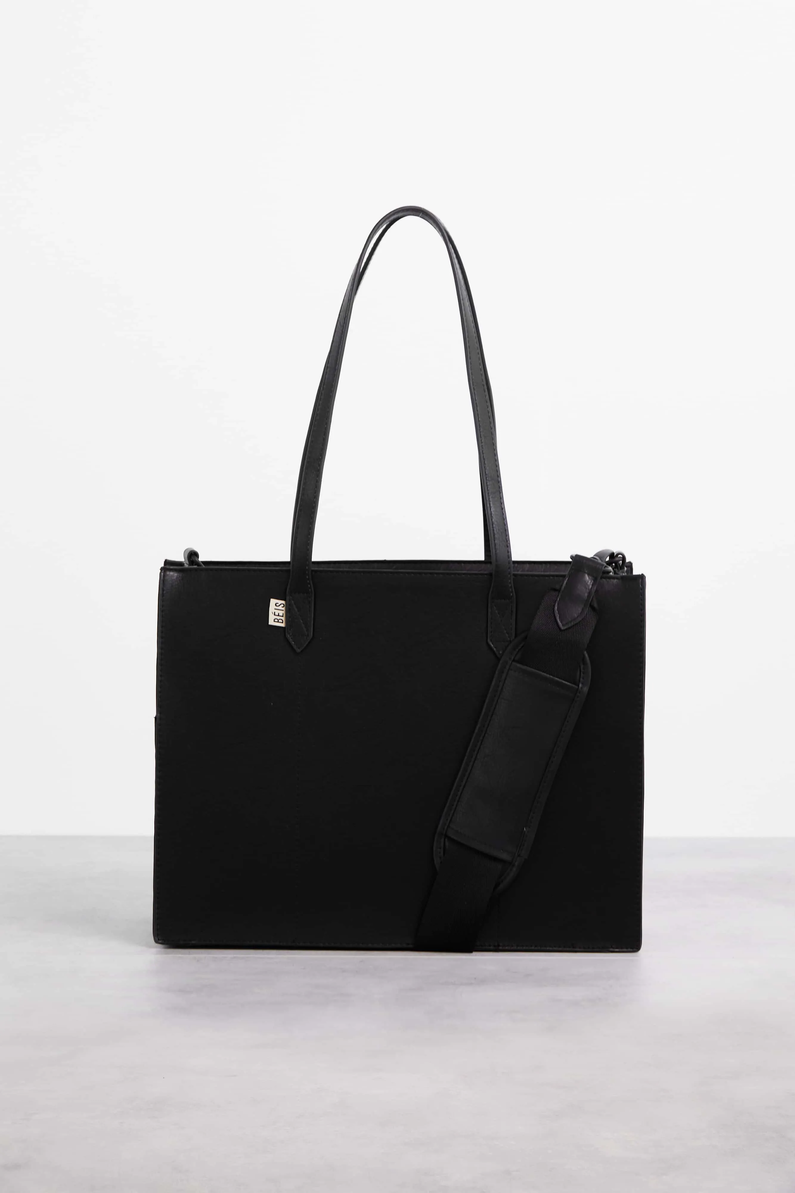 The Work Tote in Black sold by Beis product image thumbnail 3