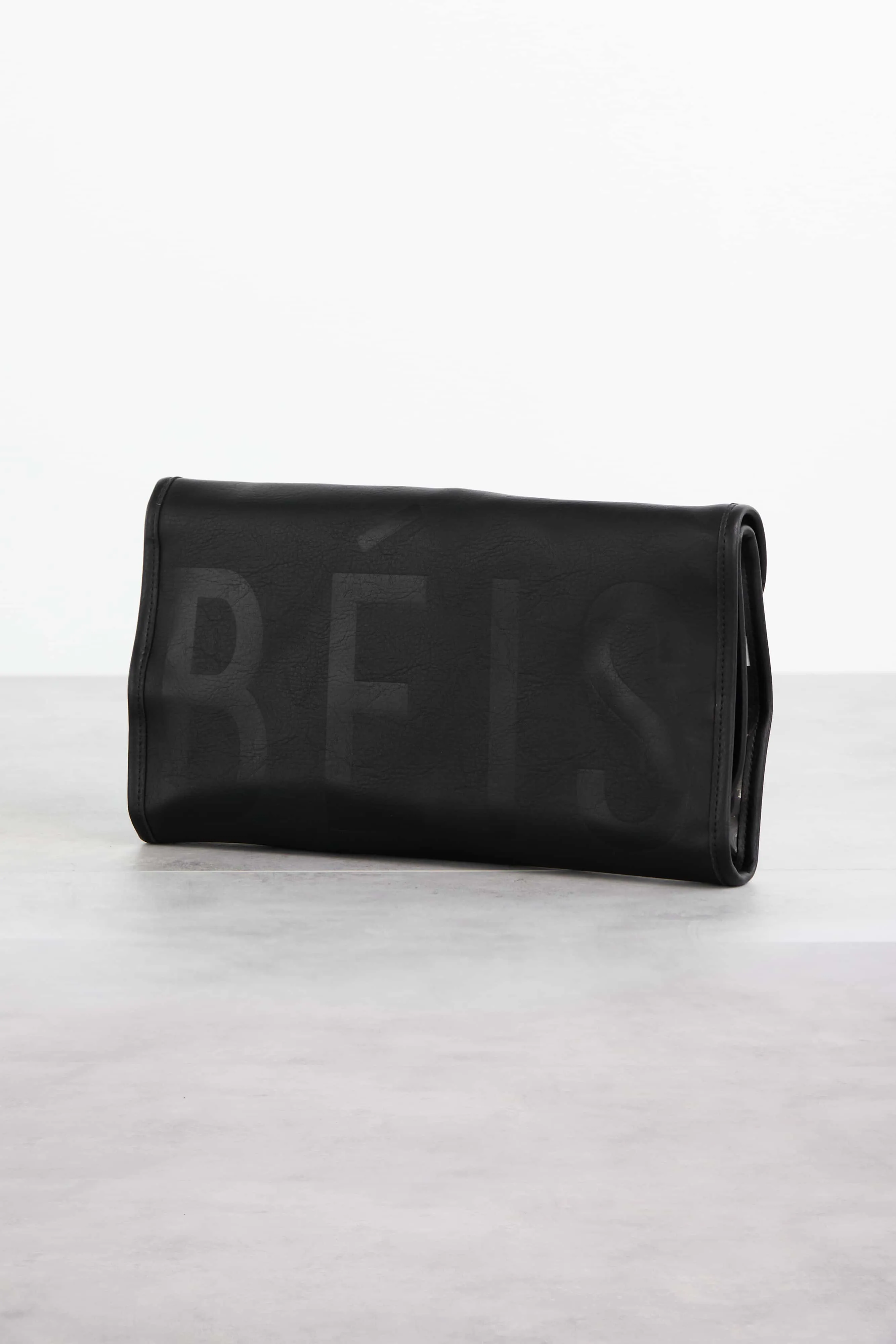 The Hanging Jewelry Case in Black sold by Beis product image thumbnail 2