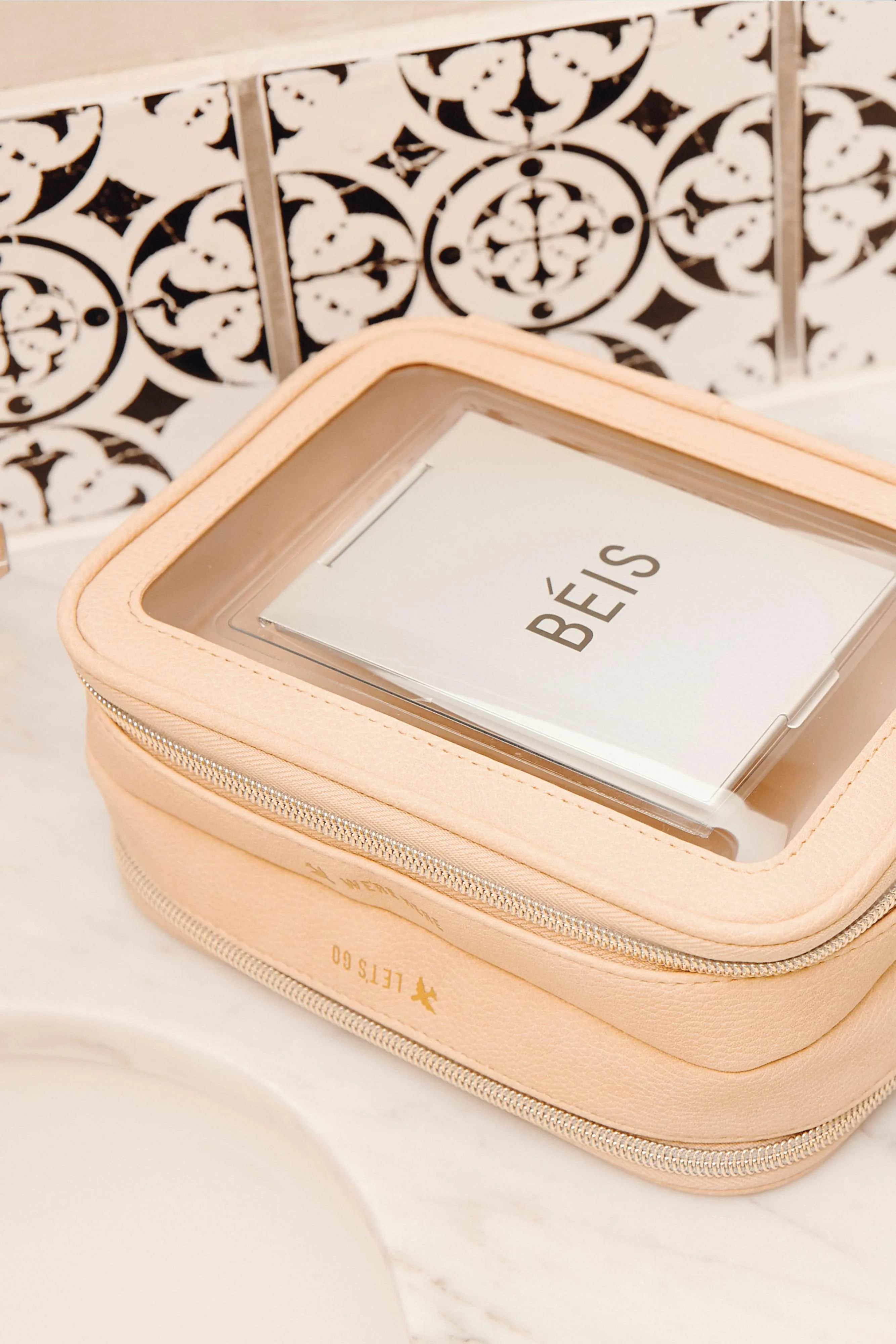 The On The Go Essential Case in Beige sold by Beis product image thumbnail 5
