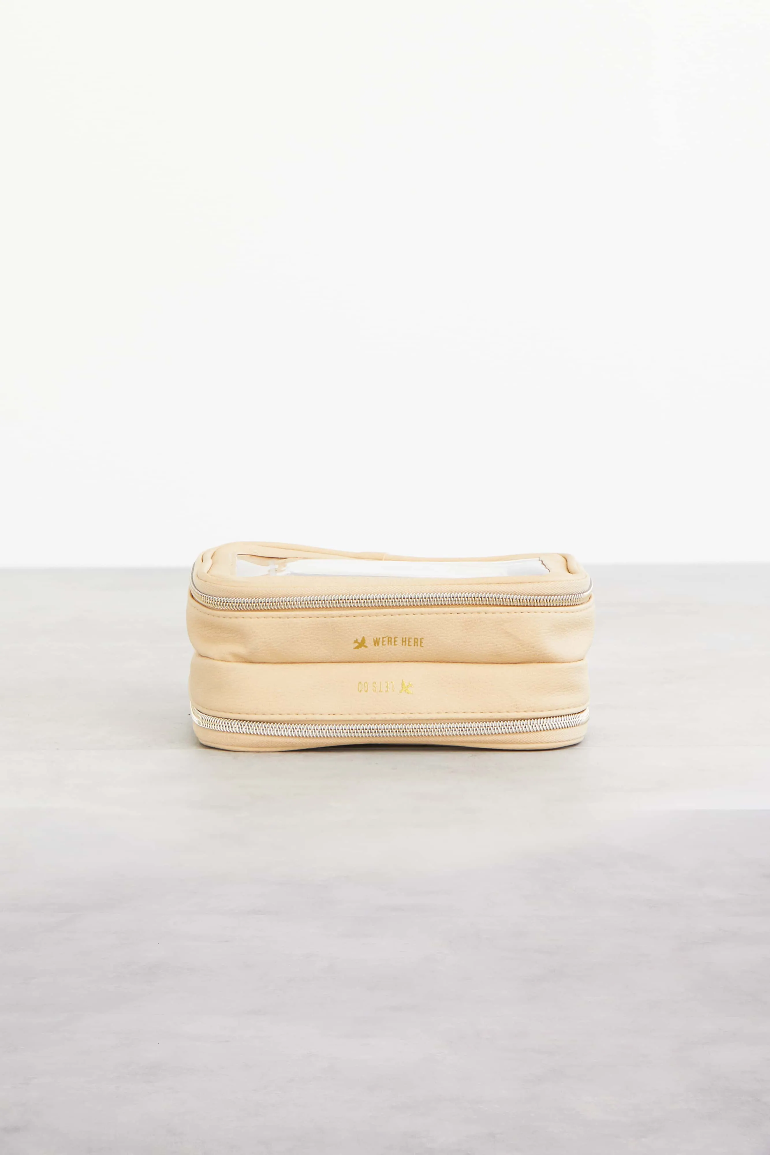 The On The Go Essential Case in Beige sold by Beis product image thumbnail 4