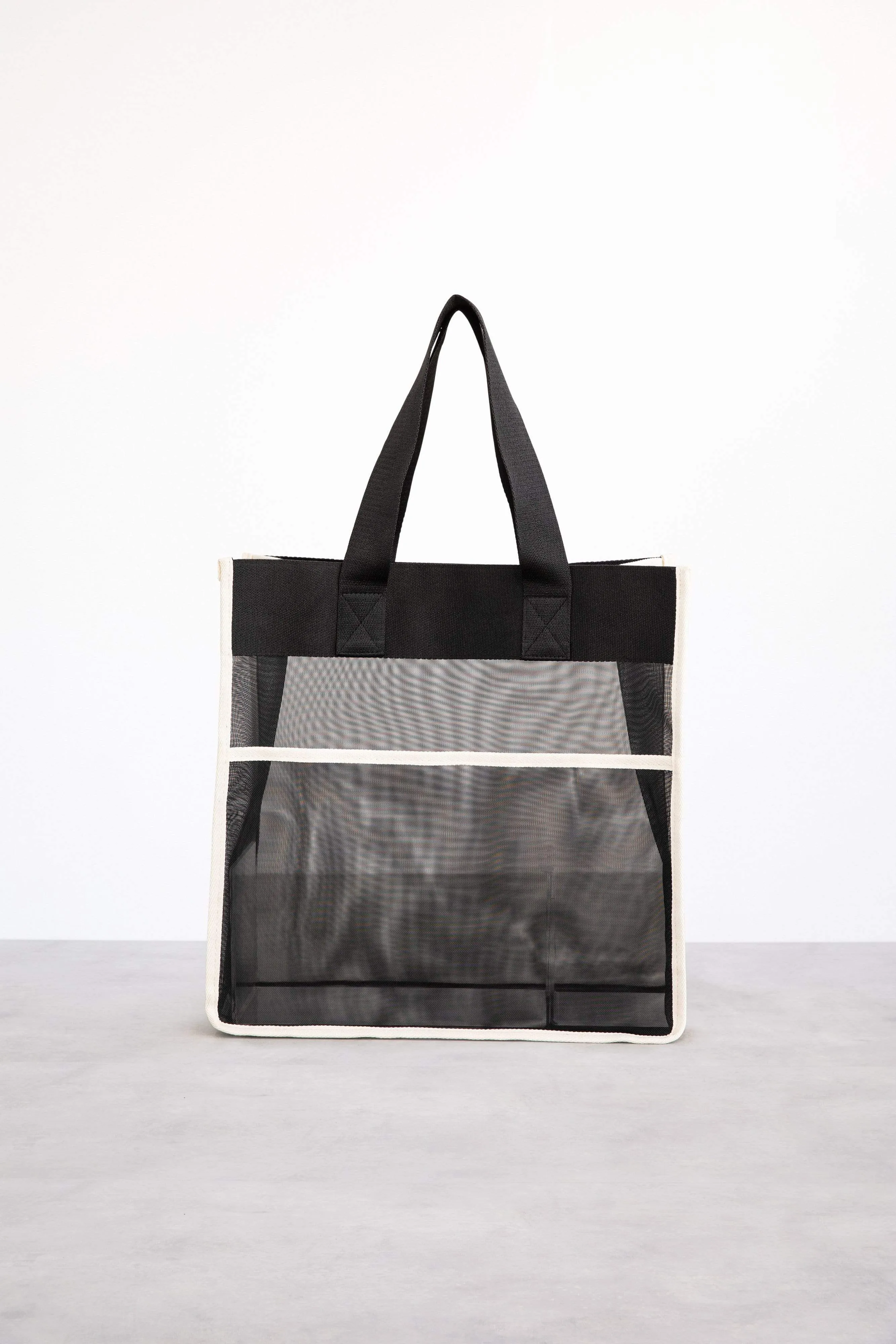 The Shopper Tote in Black sold by Beis product image thumbnail 4
