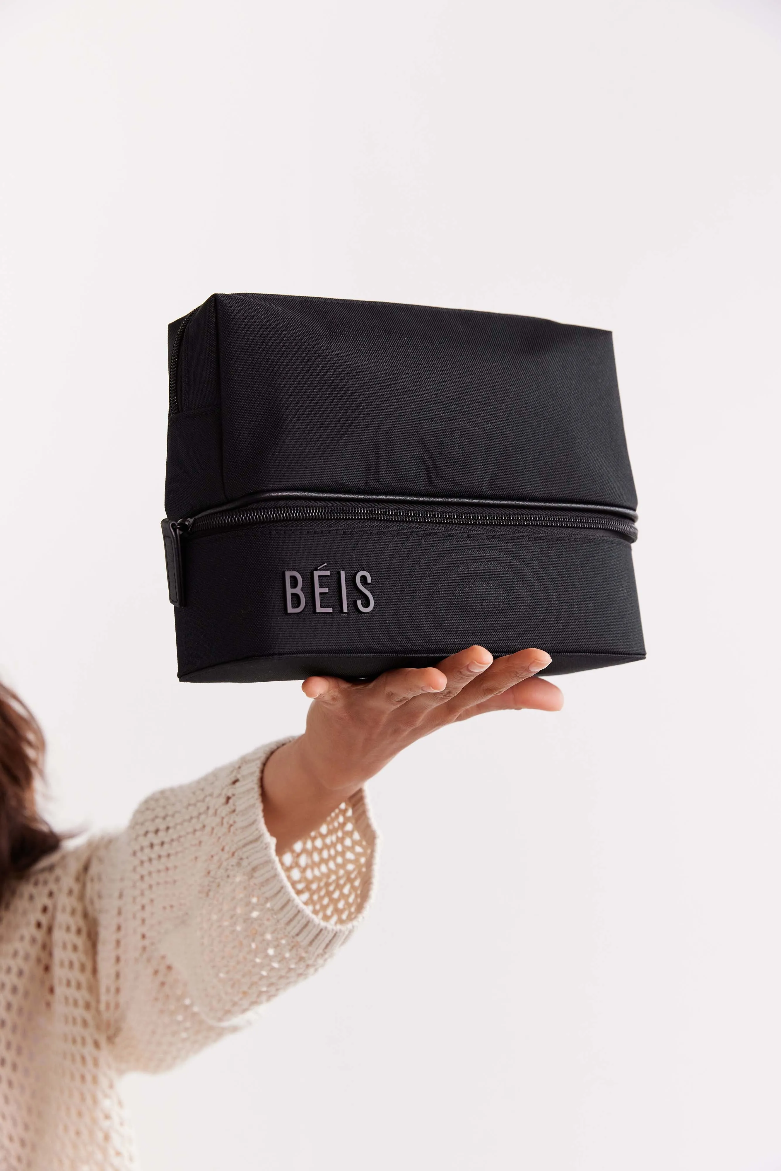 The Cosmetic Organizer in Black sold by Beis product image thumbnail 4