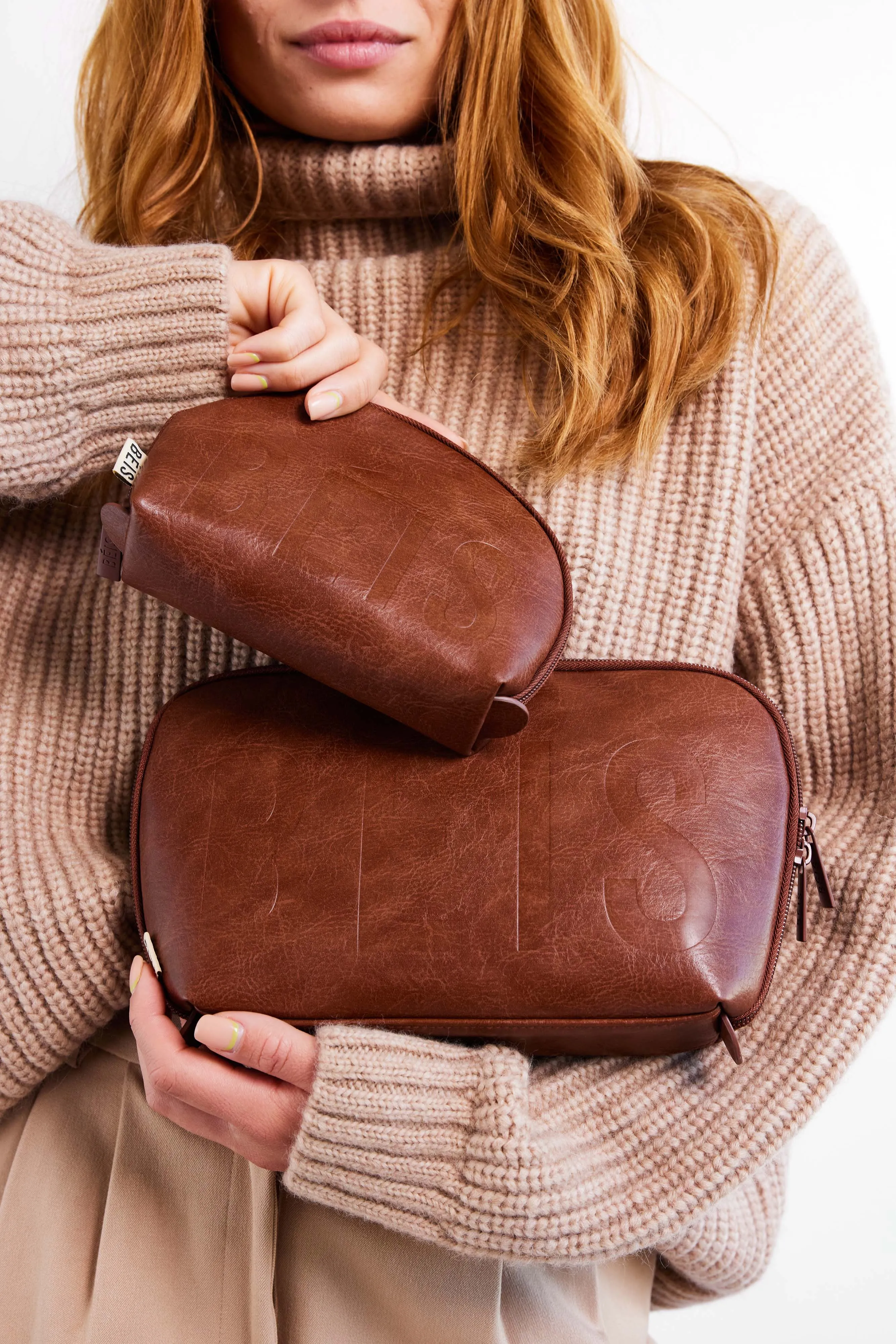 The Cosmetic Pouch Set in Maple sold by Beis product image thumbnail 4