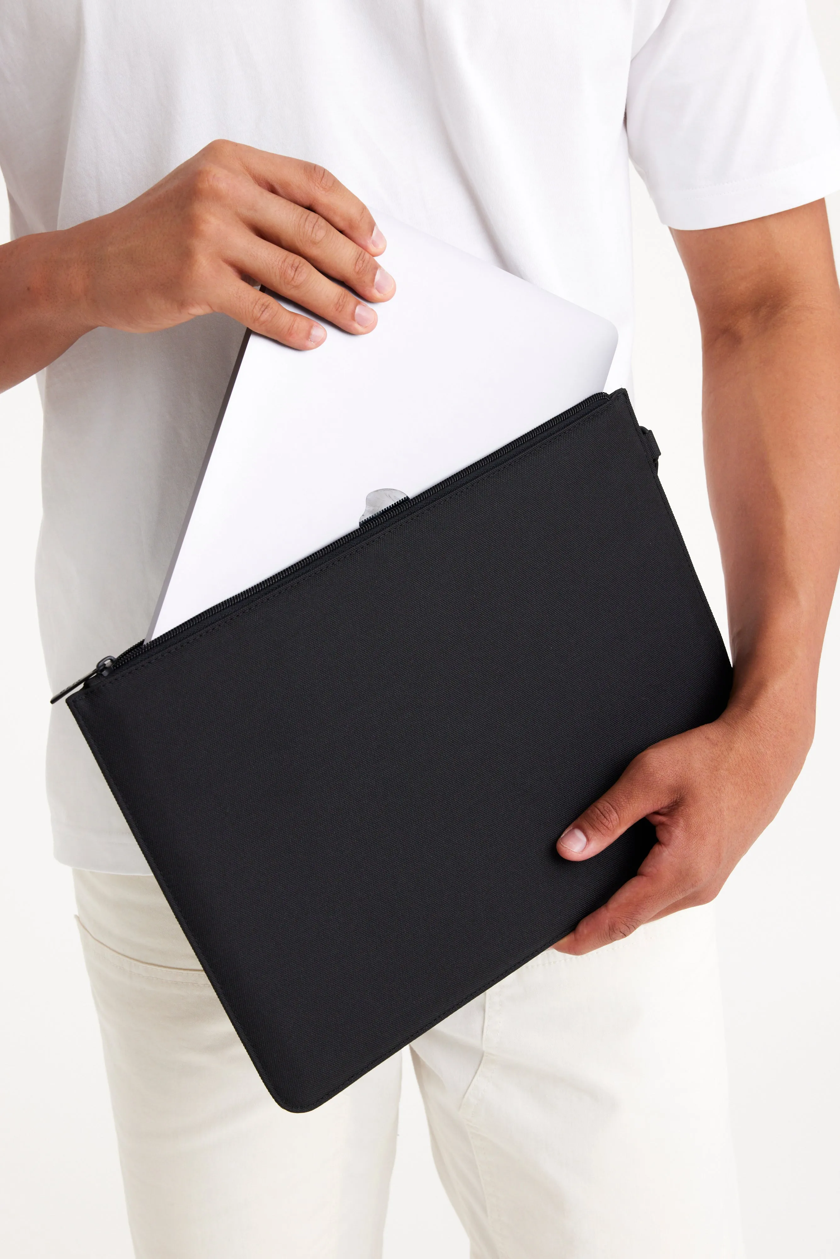 The BÉISics Laptop Pouch in Black sold by Beis product image thumbnail 2