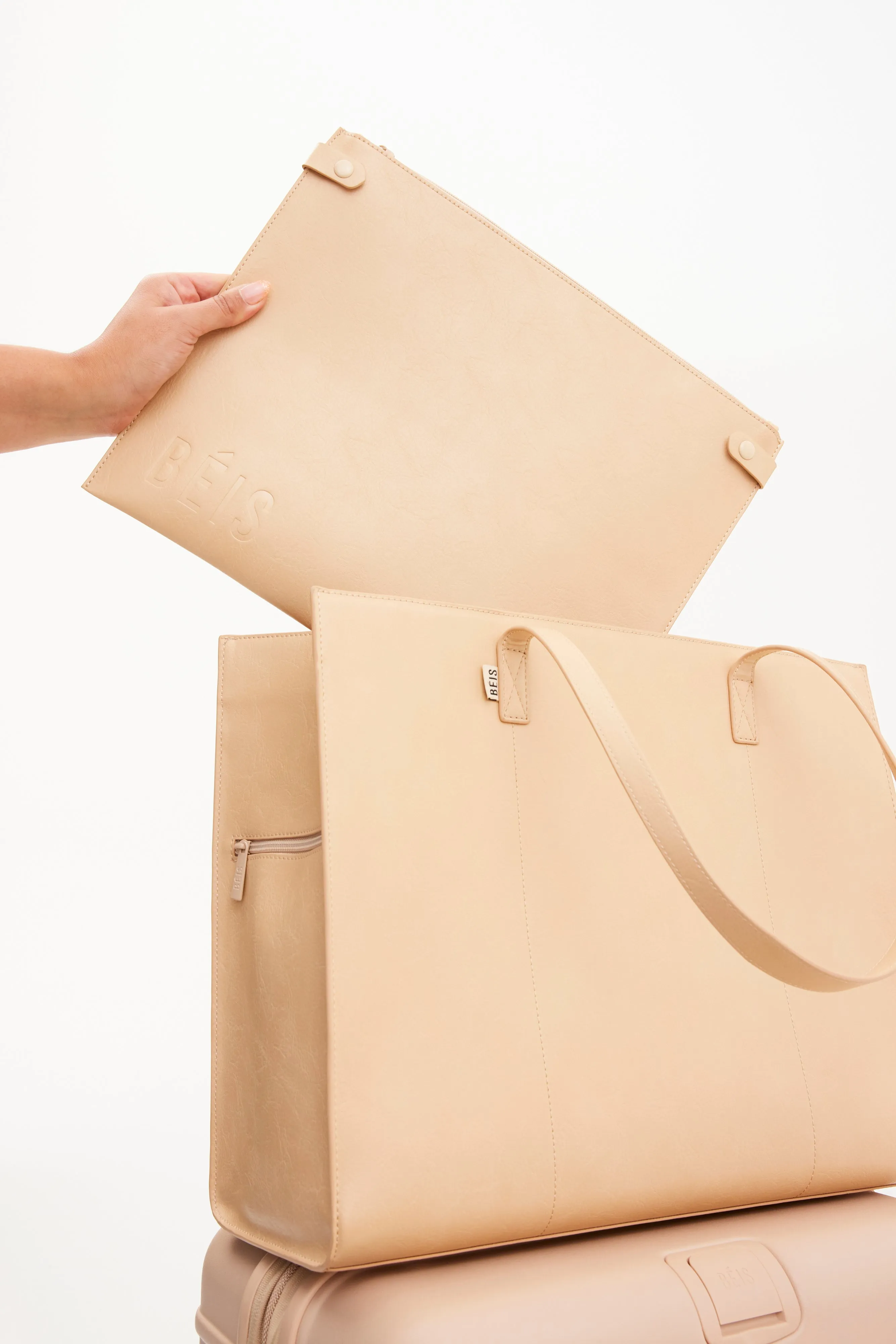 The Large Work Tote in Beige sold by Beis product image thumbnail 4