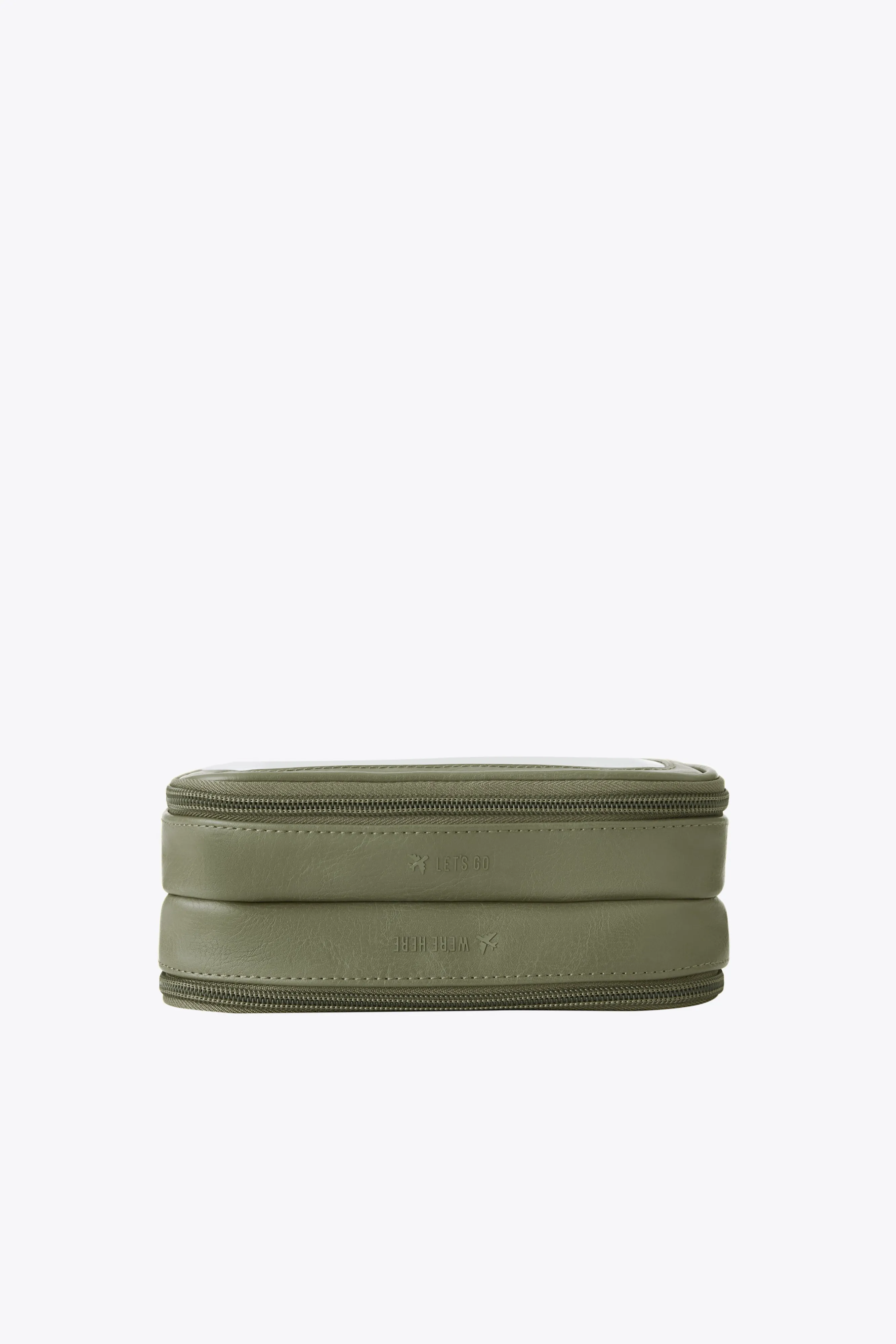 The On The Go Essential Case in Olive sold by Beis product image thumbnail 4