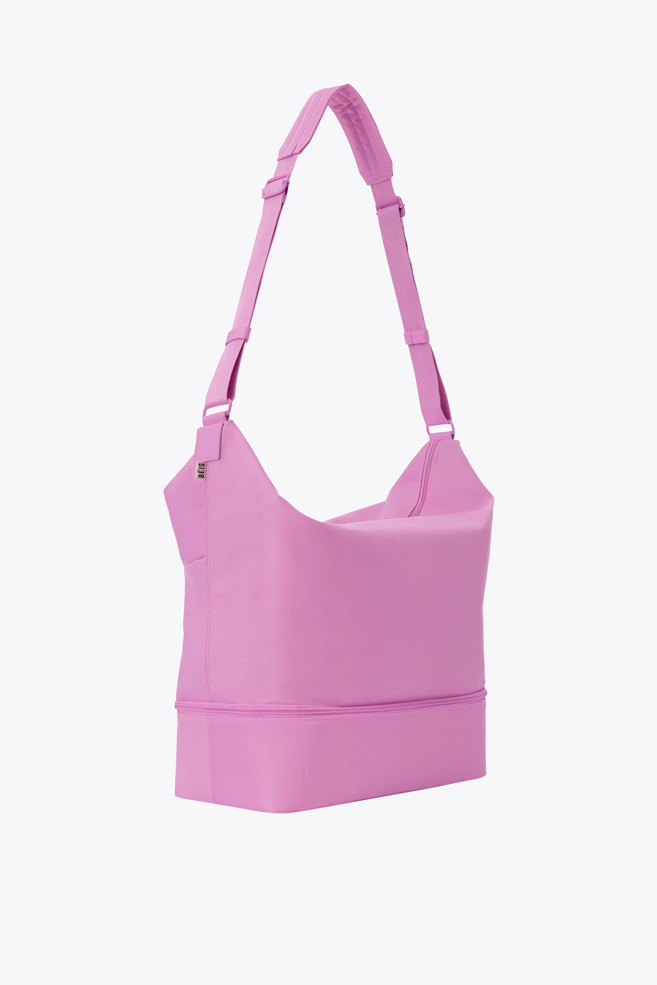 The Crescent Weekender in Berry sold by Beis product image thumbnail 2