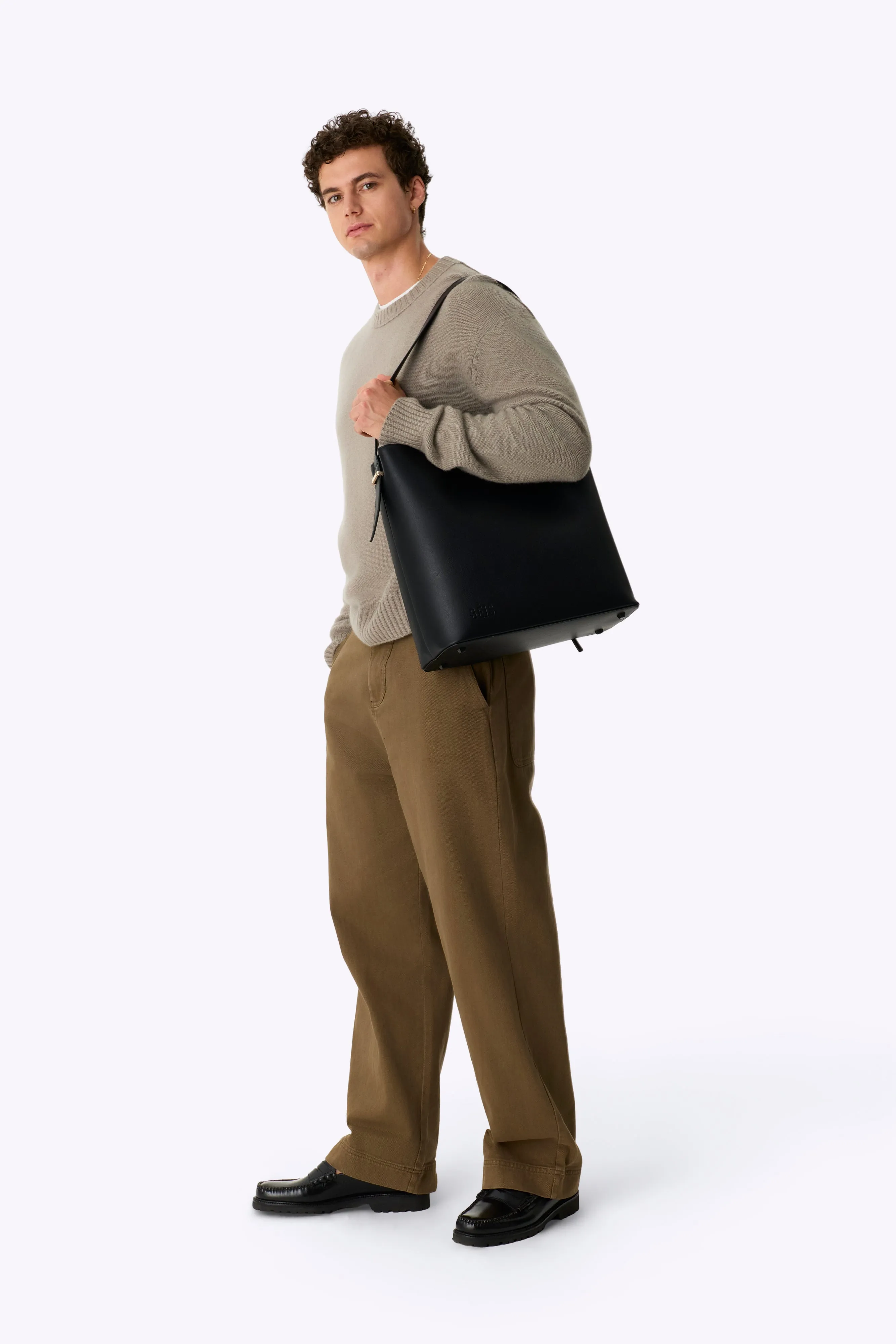 The Essential Weekender in Black sold by Beis product image thumbnail 5