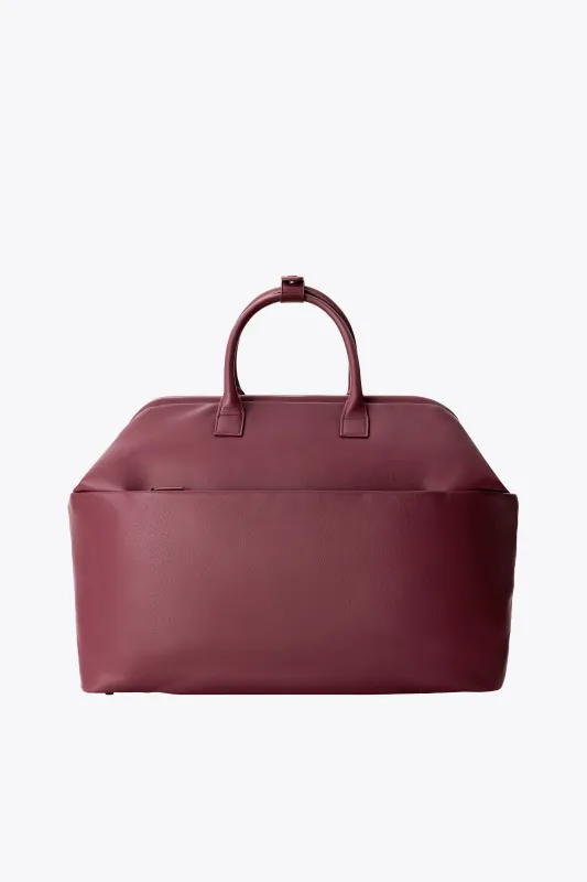 The Essential Weekender in Burgundy made by Beis