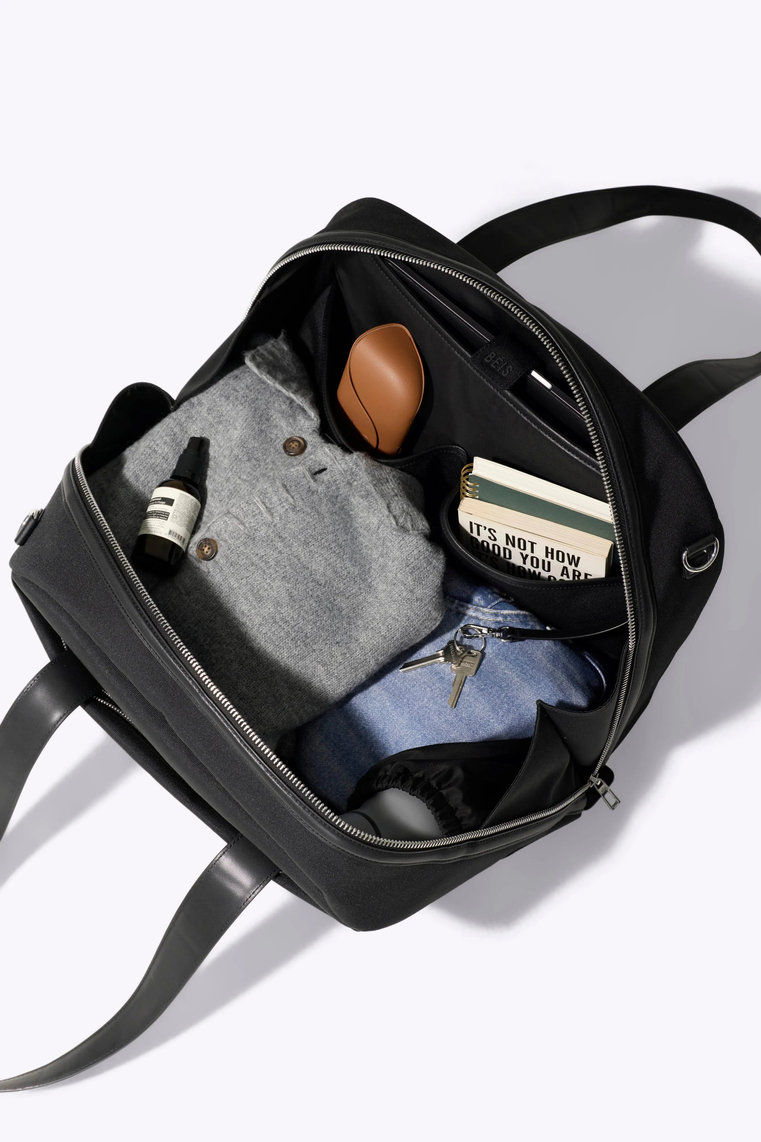 The Duffle in Black sold by Beis product image thumbnail 3