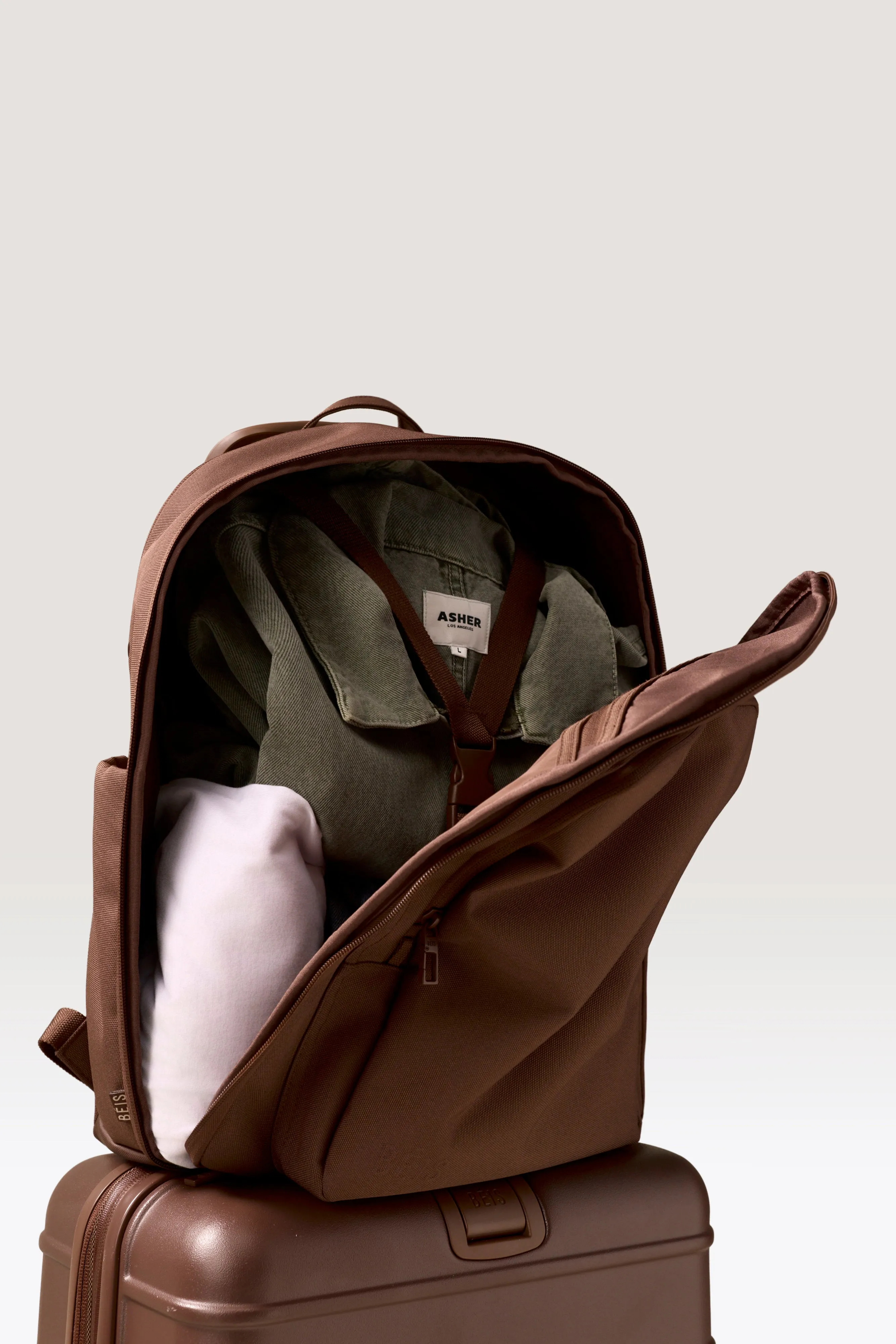 The Travel Backpack in Maple sold by Beis product image thumbnail 3