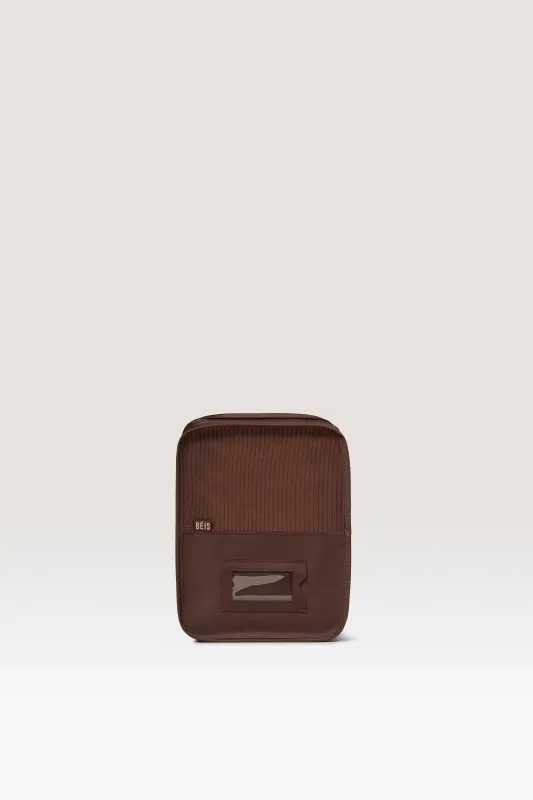 The Packing Cube Medium in Maple made by Beis