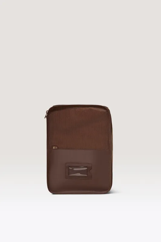 The Packing Cube Large in Maple made by Beis