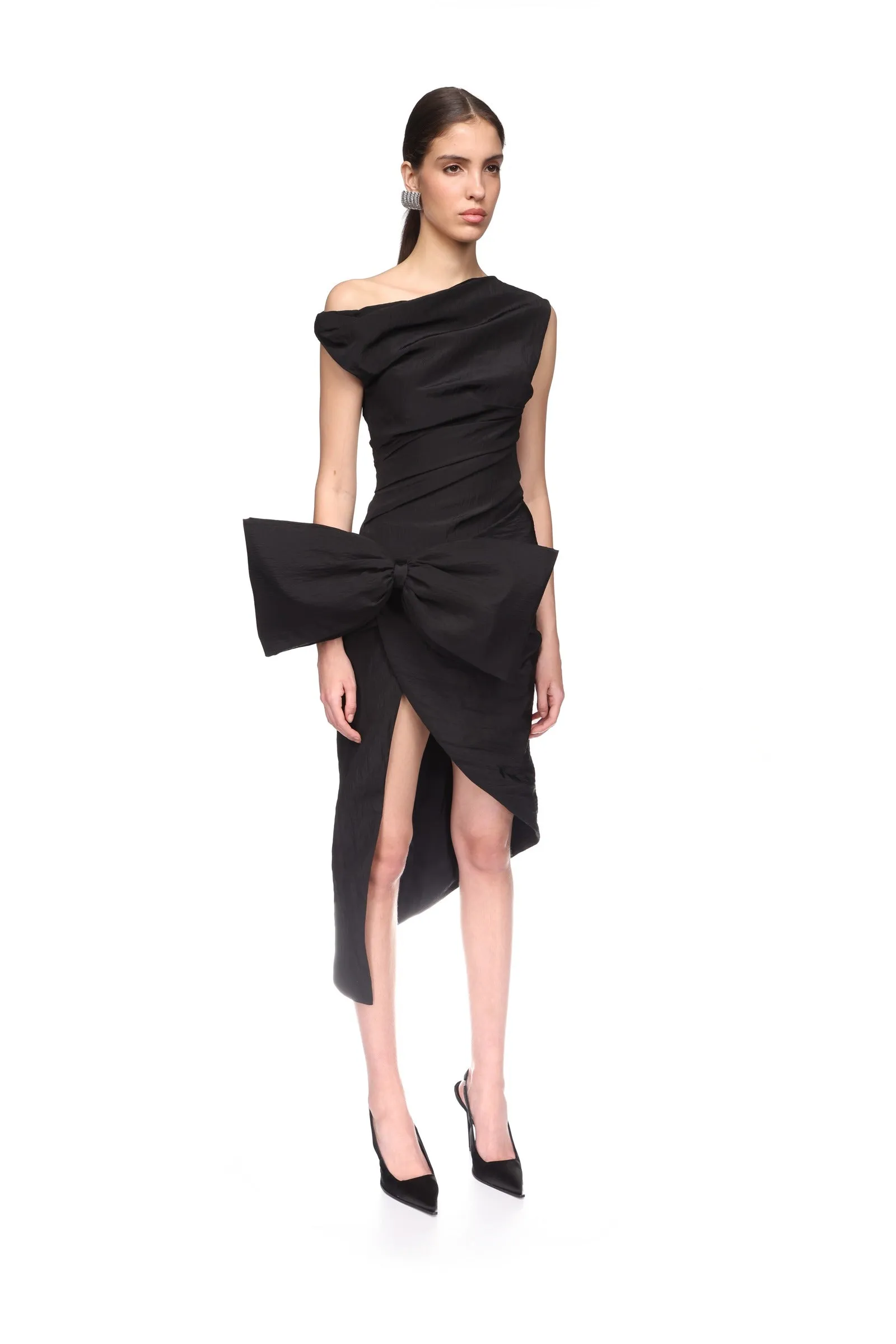 DROP SHOULDER MIDI DRESS WITH BOW IN BLACK sold by David Koma product image thumbnail 4