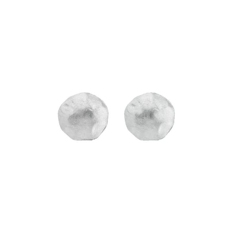 Circle Stud Earrings made by 7879