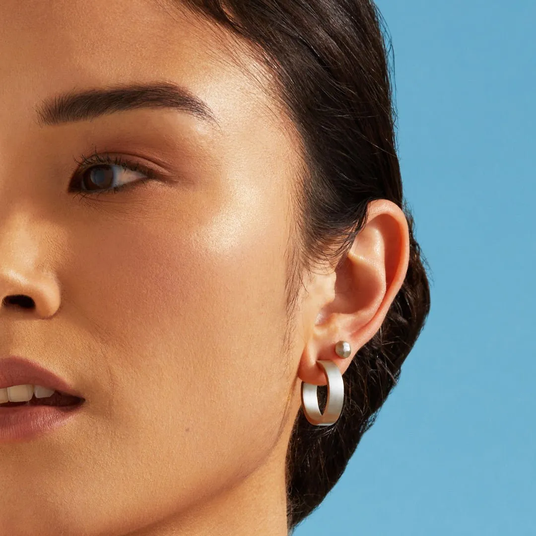 Circle Stud Earrings sold by 7879 product image thumbnail 2