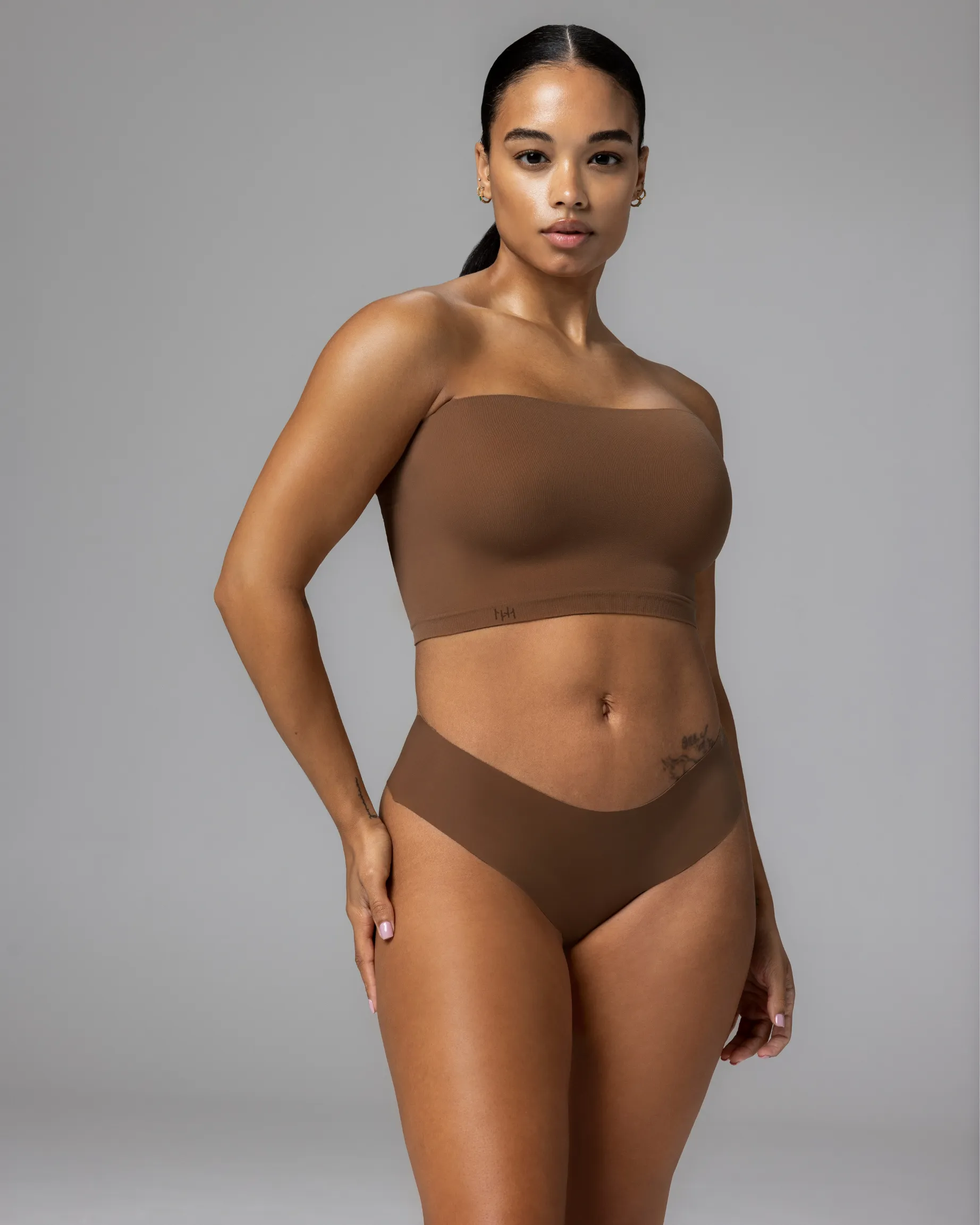 BARE - CHEEKY sold by Noosh product image thumbnail 4