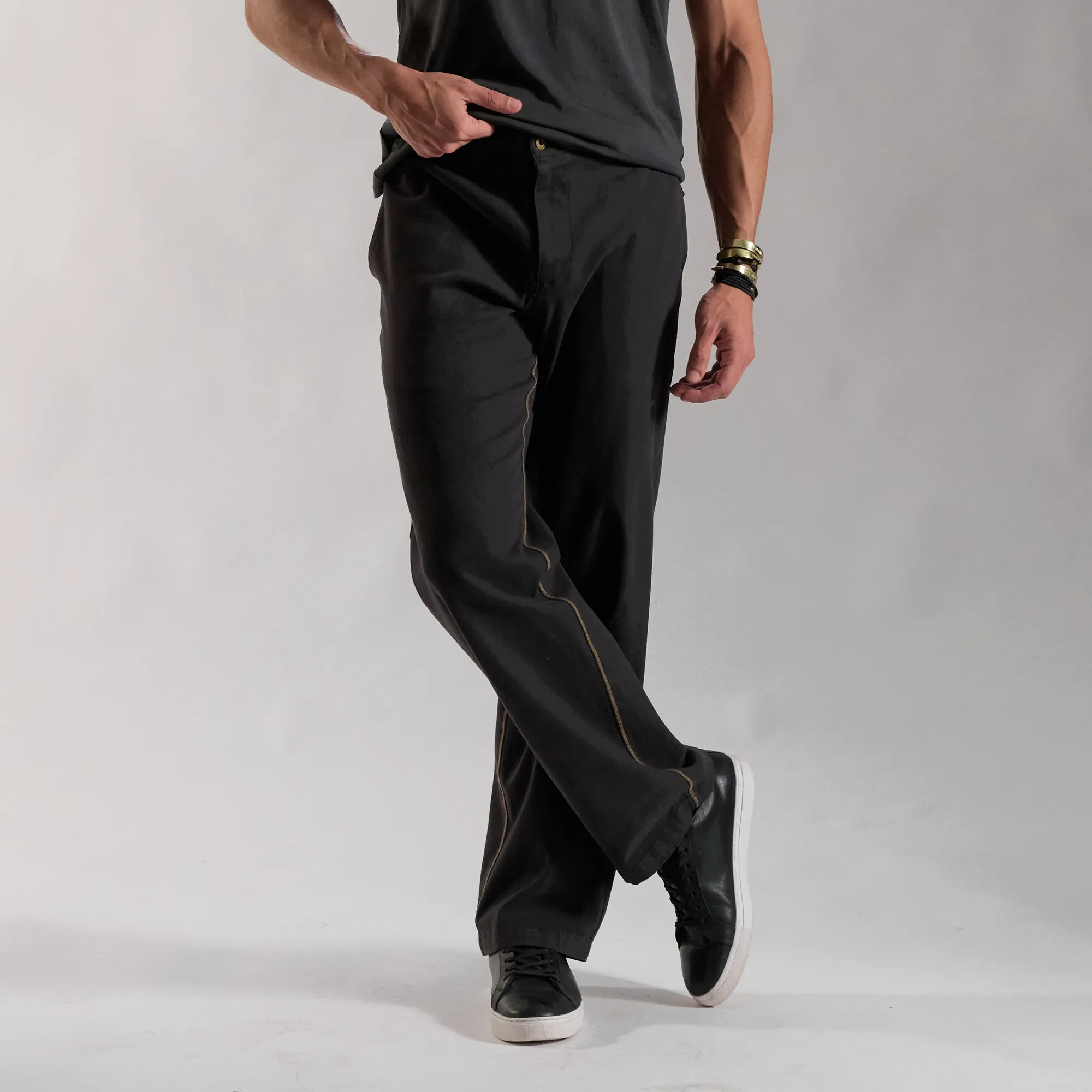 THE EASE PANT / SLATE sold by One Golden Thread product image thumbnail 3
