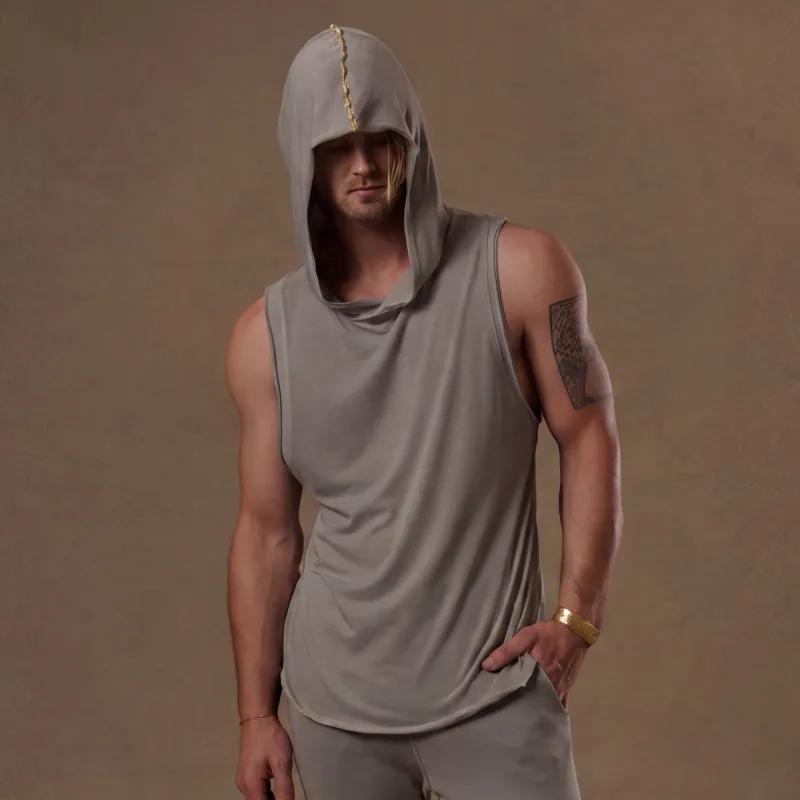 HOODED TREE TANK / DEEP CLAY made by One Golden Thread