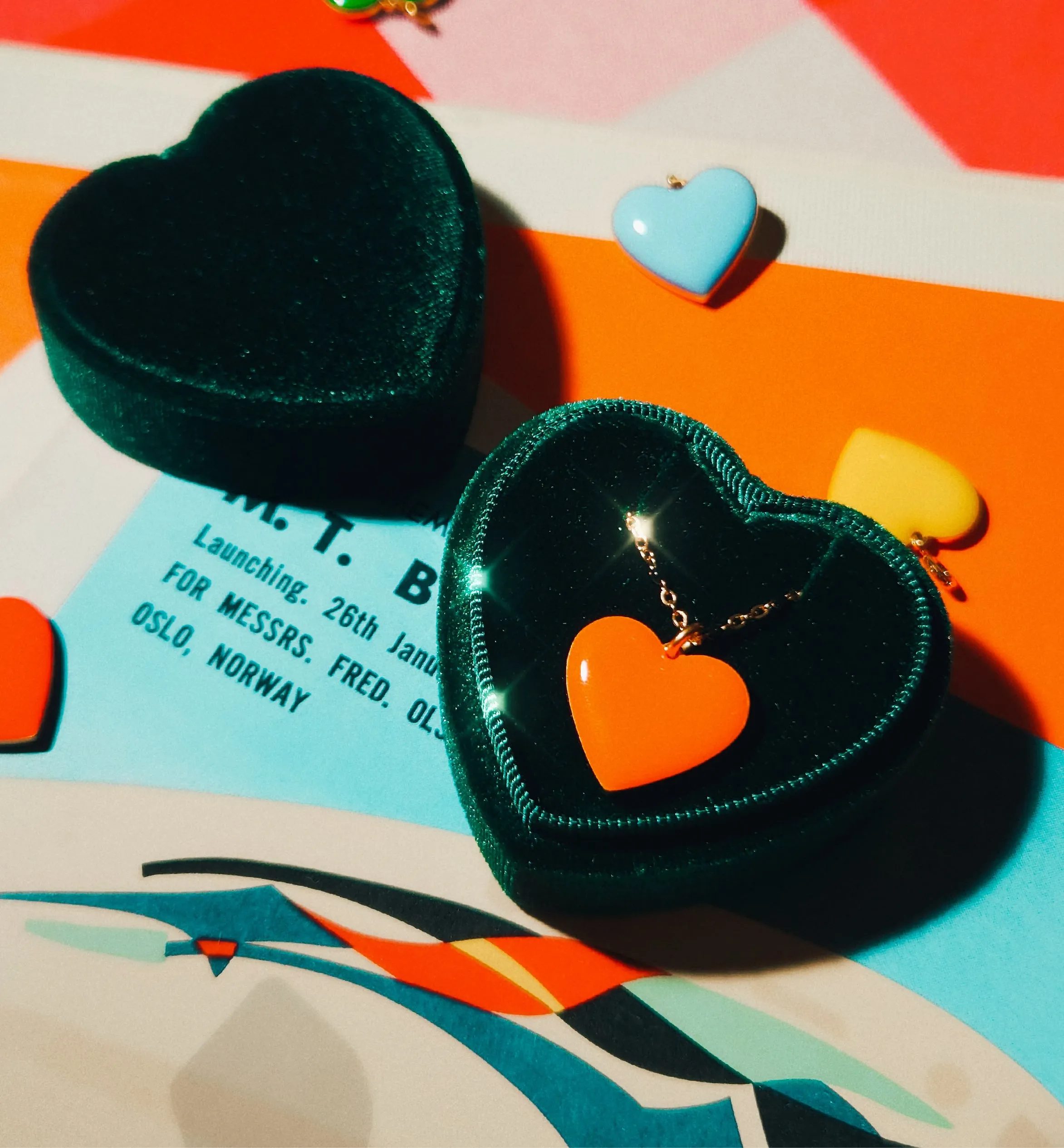 Velvet Heart Shaped Pendant / Ring Gift Box • Green sold by Matter Matters product image thumbnail 5