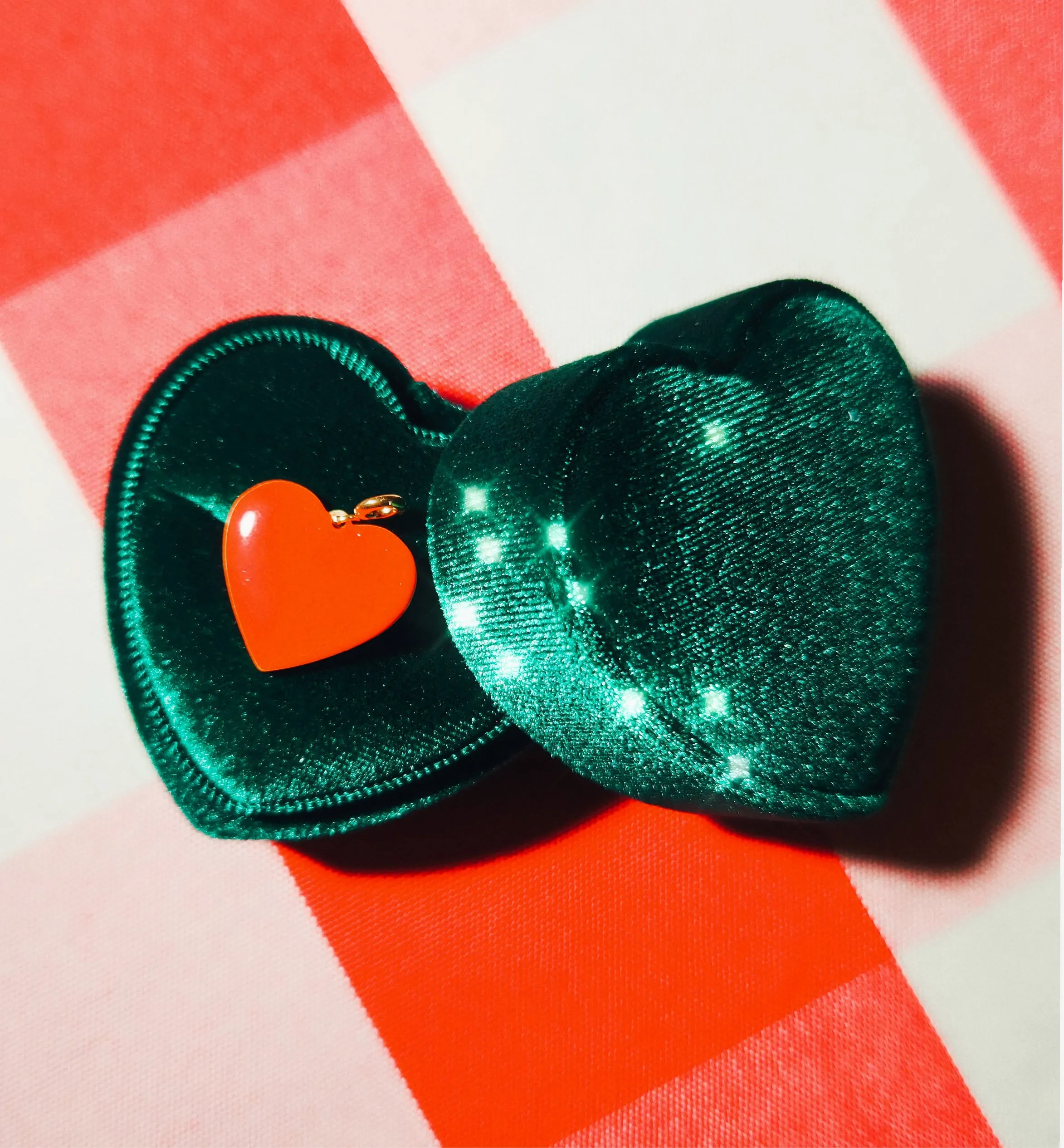 Velvet Heart Shaped Pendant / Ring Gift Box • Green sold by Matter Matters product image thumbnail 3