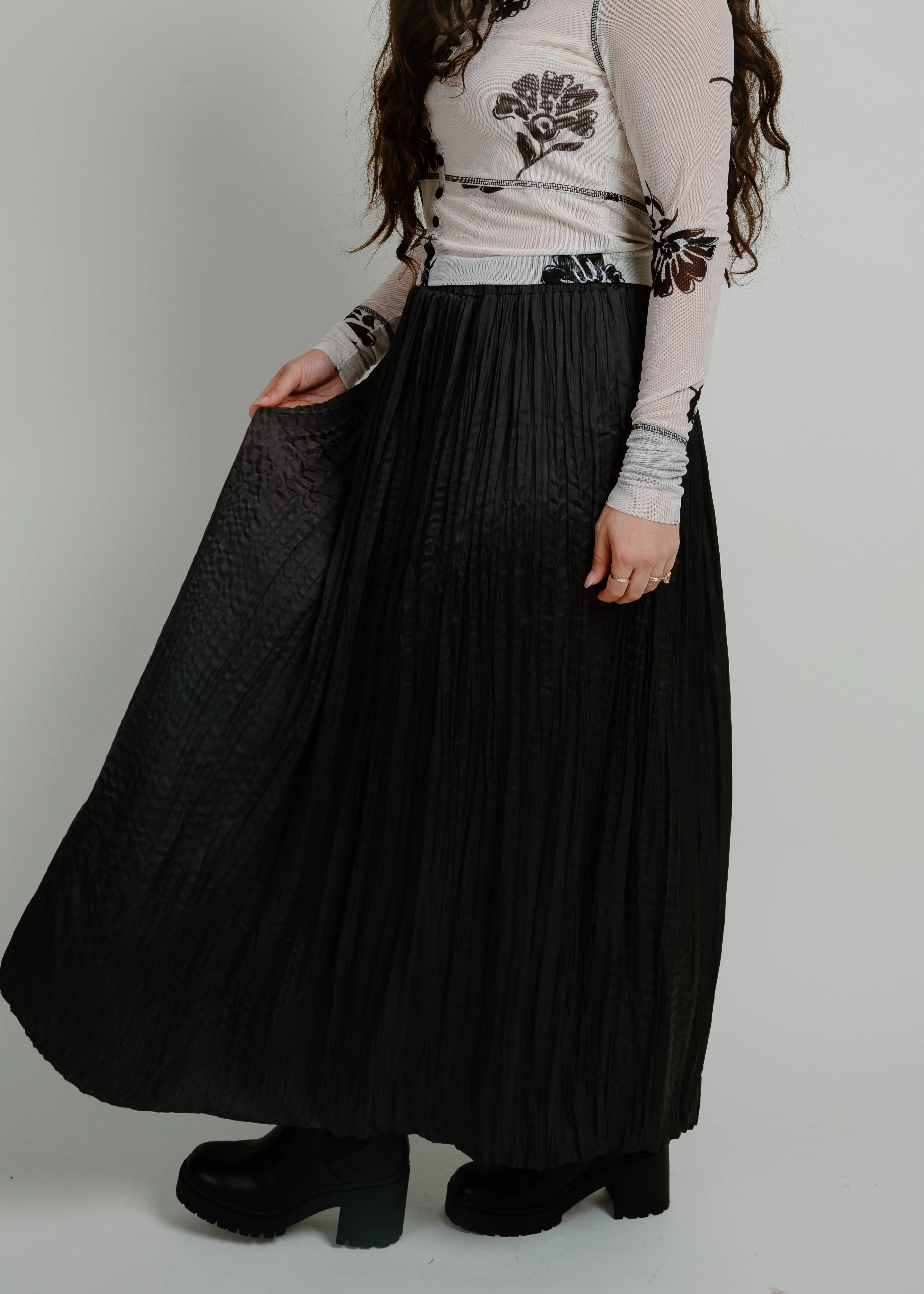 Danni Pleated Midi Skirt - Charcoal sold by Vinnie Louise product image thumbnail 3