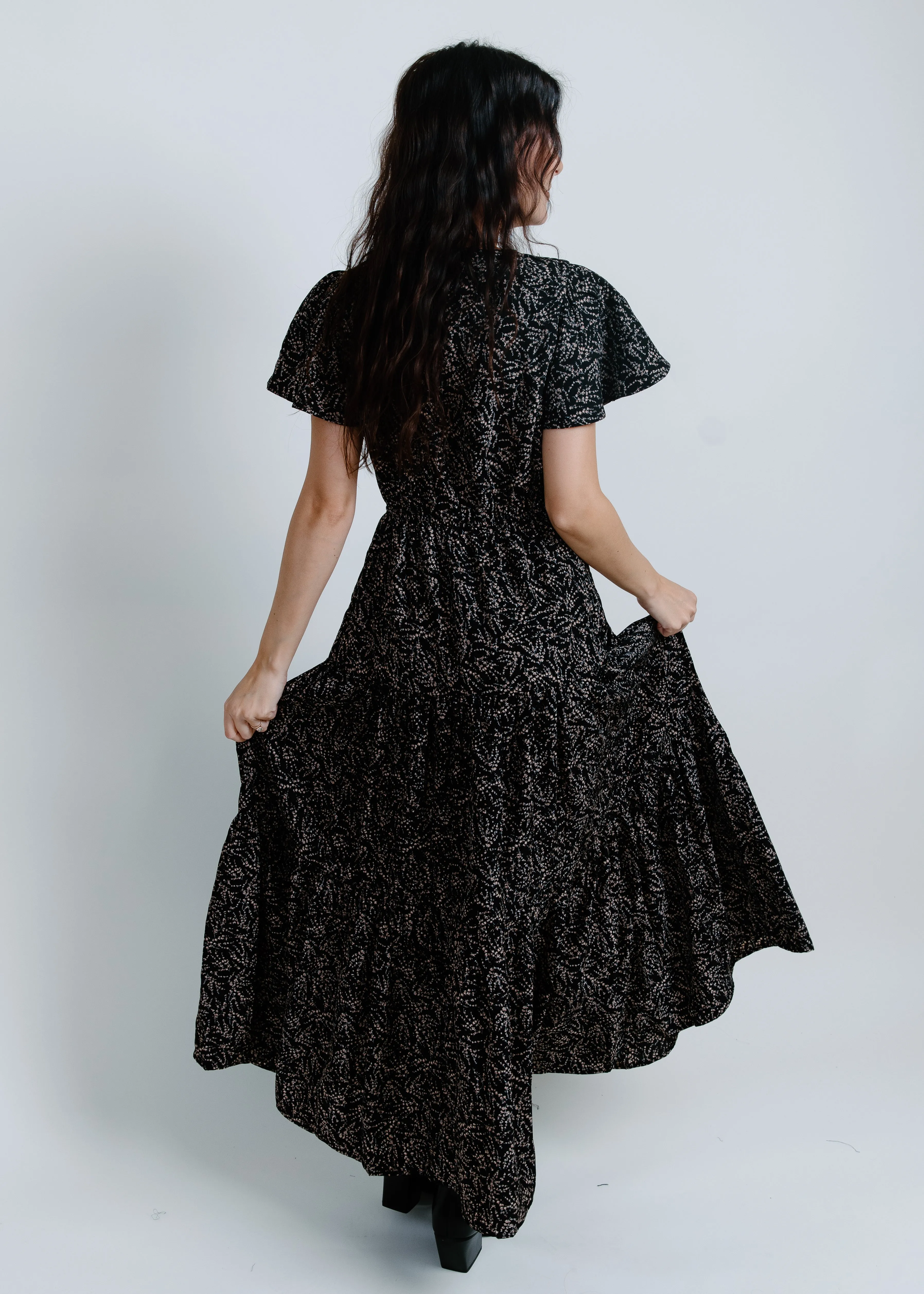 Caroline Short Sleeve Midi Dress sold by Vinnie Louise product image thumbnail 5