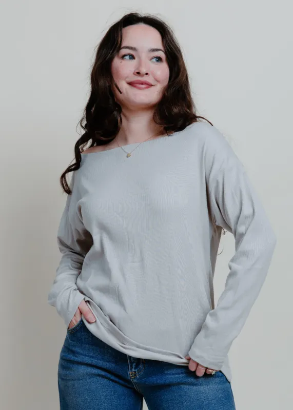 The Mackie Top - Taupe made by By Together