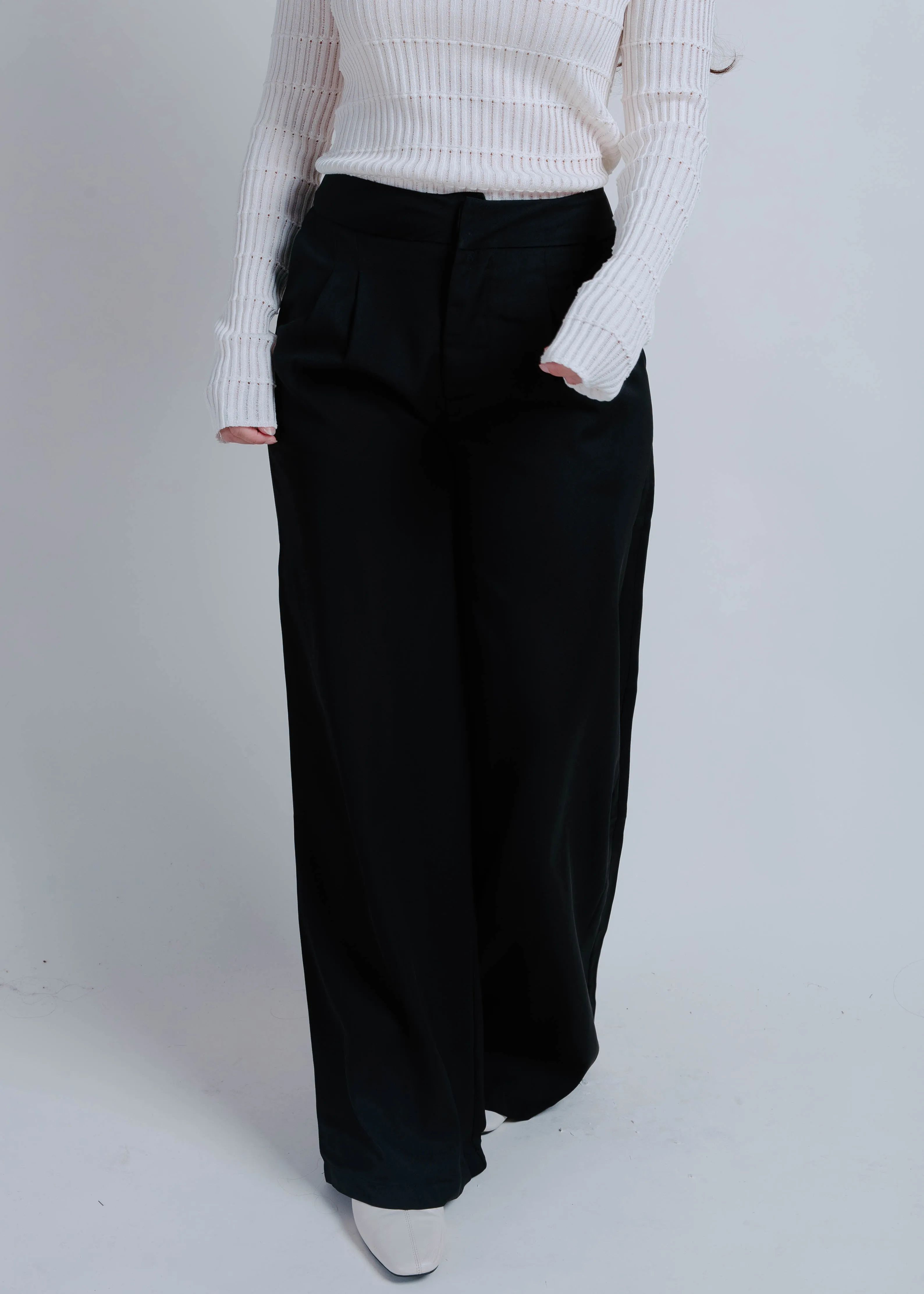 Catching Moments Pants - Black sold by Vinnie Louise