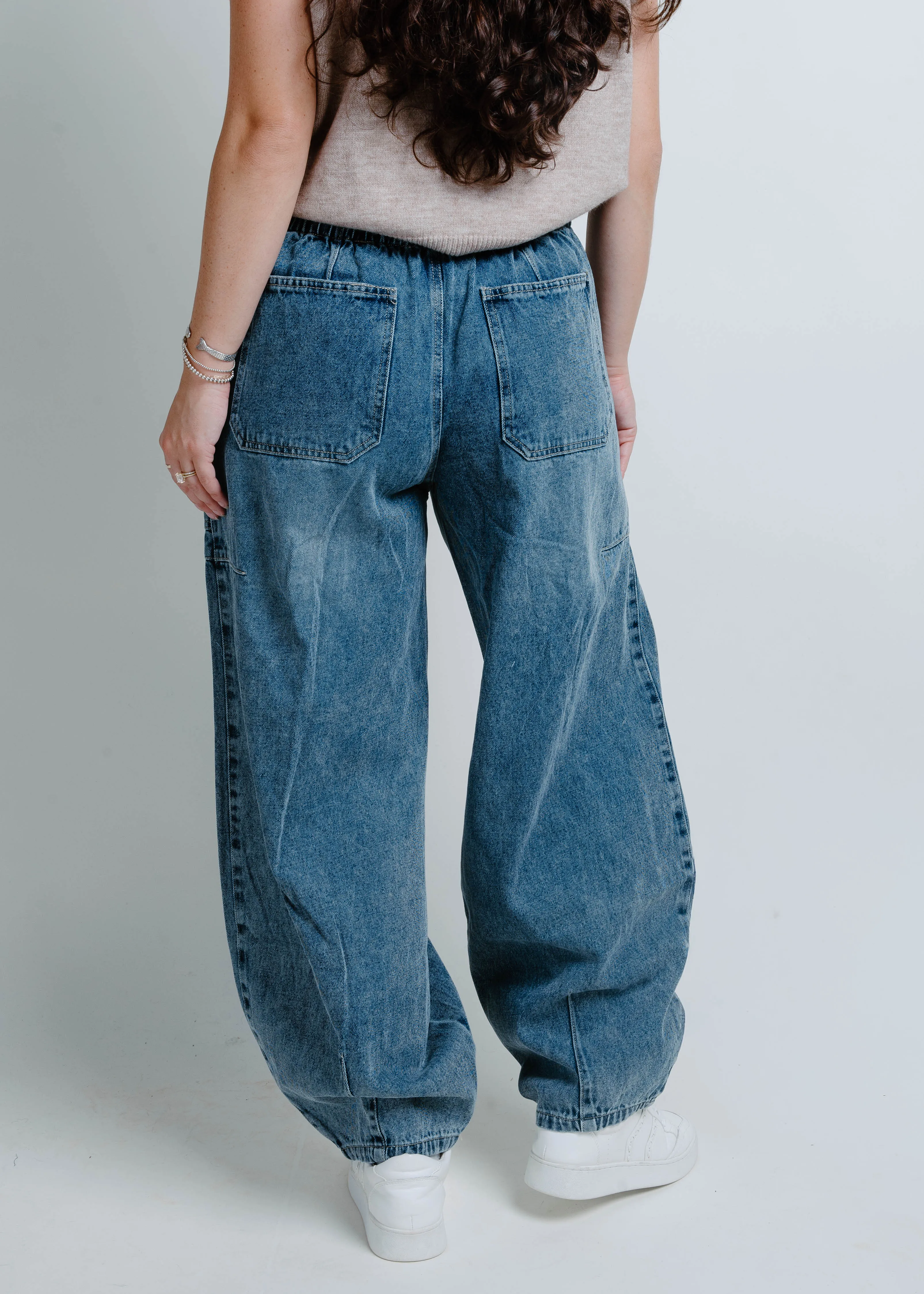 Lainey Mid Rise Barrel Jeans - Medium Wash sold by Vinnie Louise product image thumbnail 4