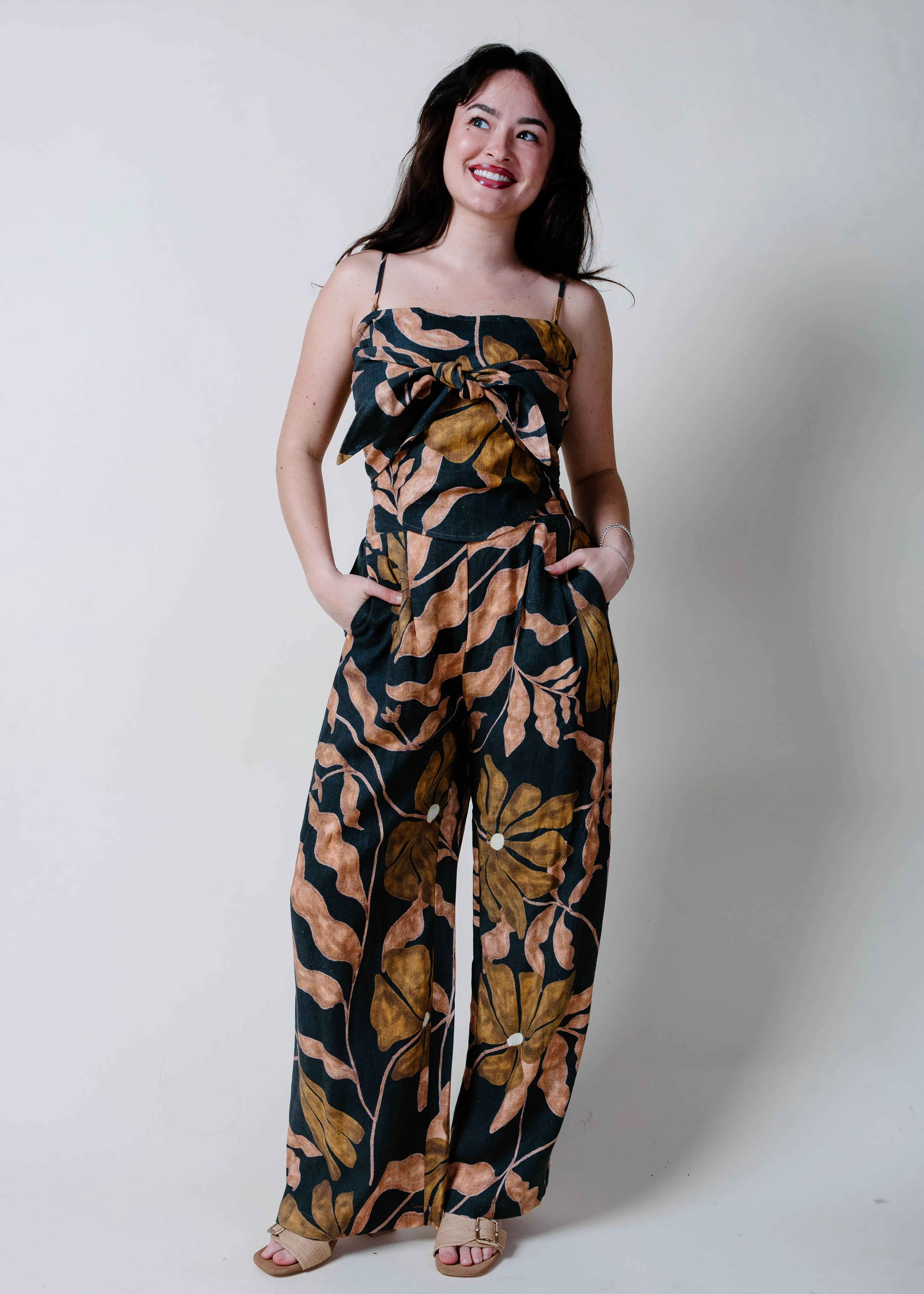 The Cabo Linen Pant sold by Vinnie Louise