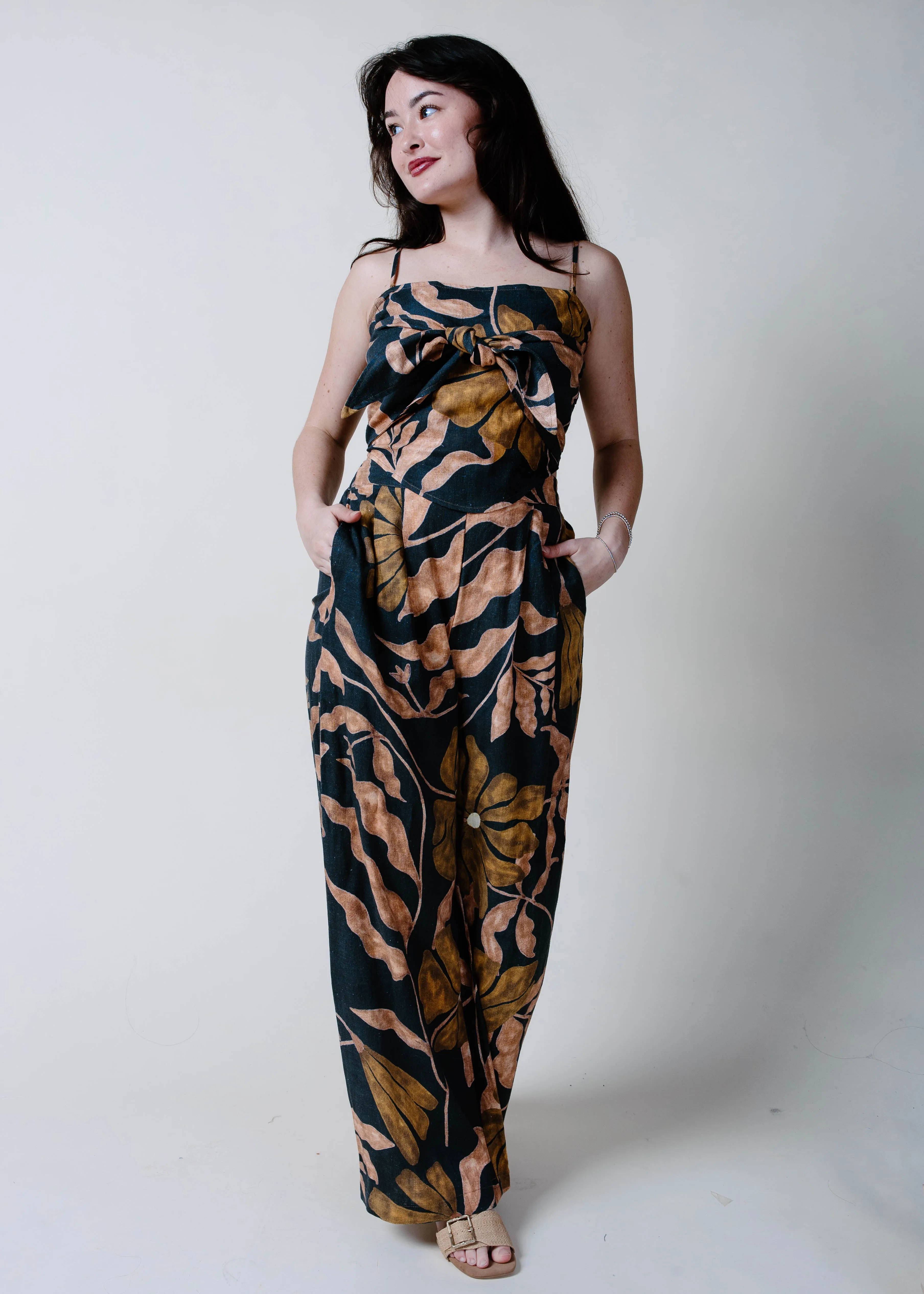 The Cabo Linen Pant sold by Vinnie Louise product image thumbnail 3