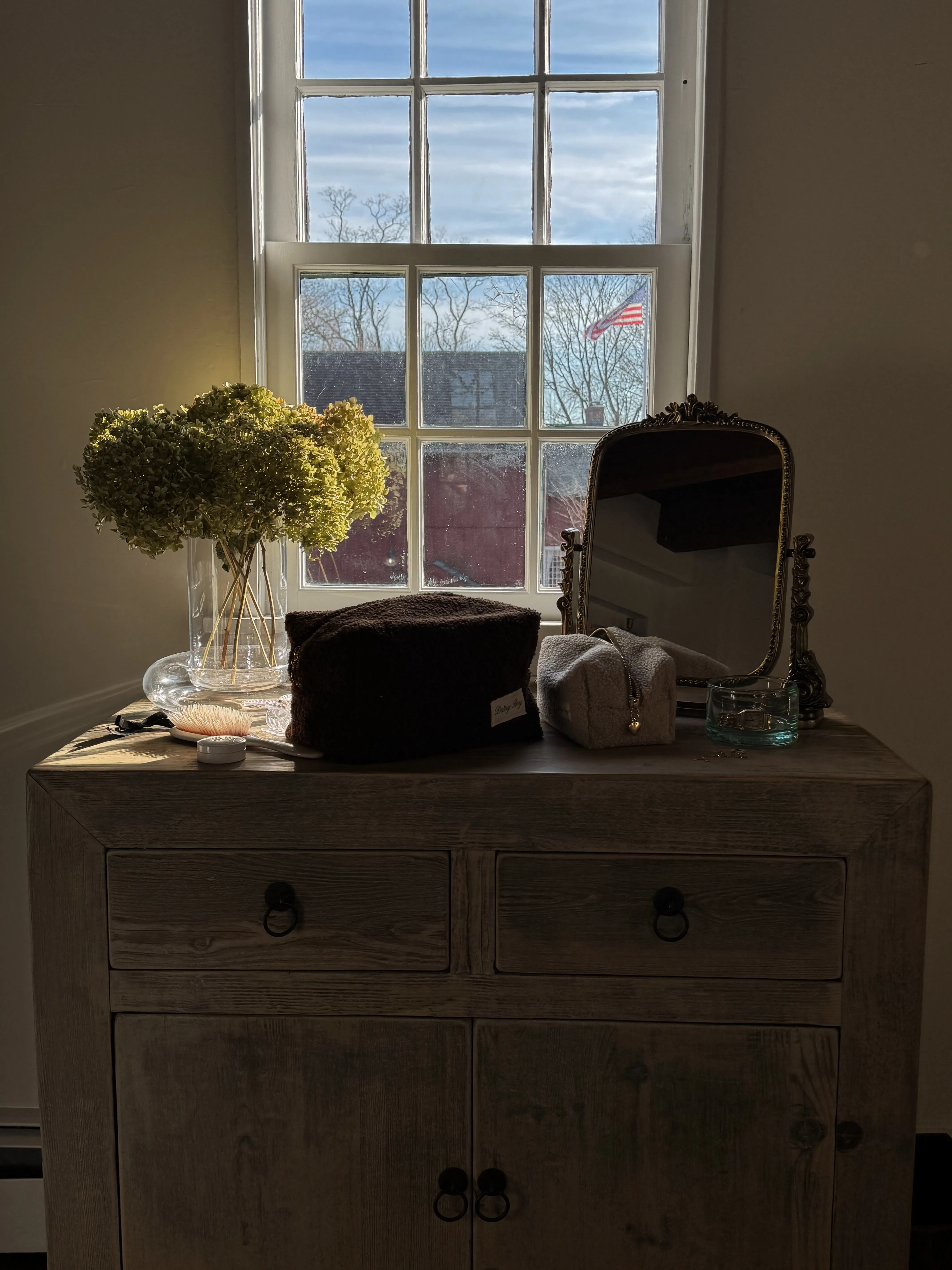 Sherpa Pouch - Chocolate (Large) sold by Dairy Boy product image thumbnail 3