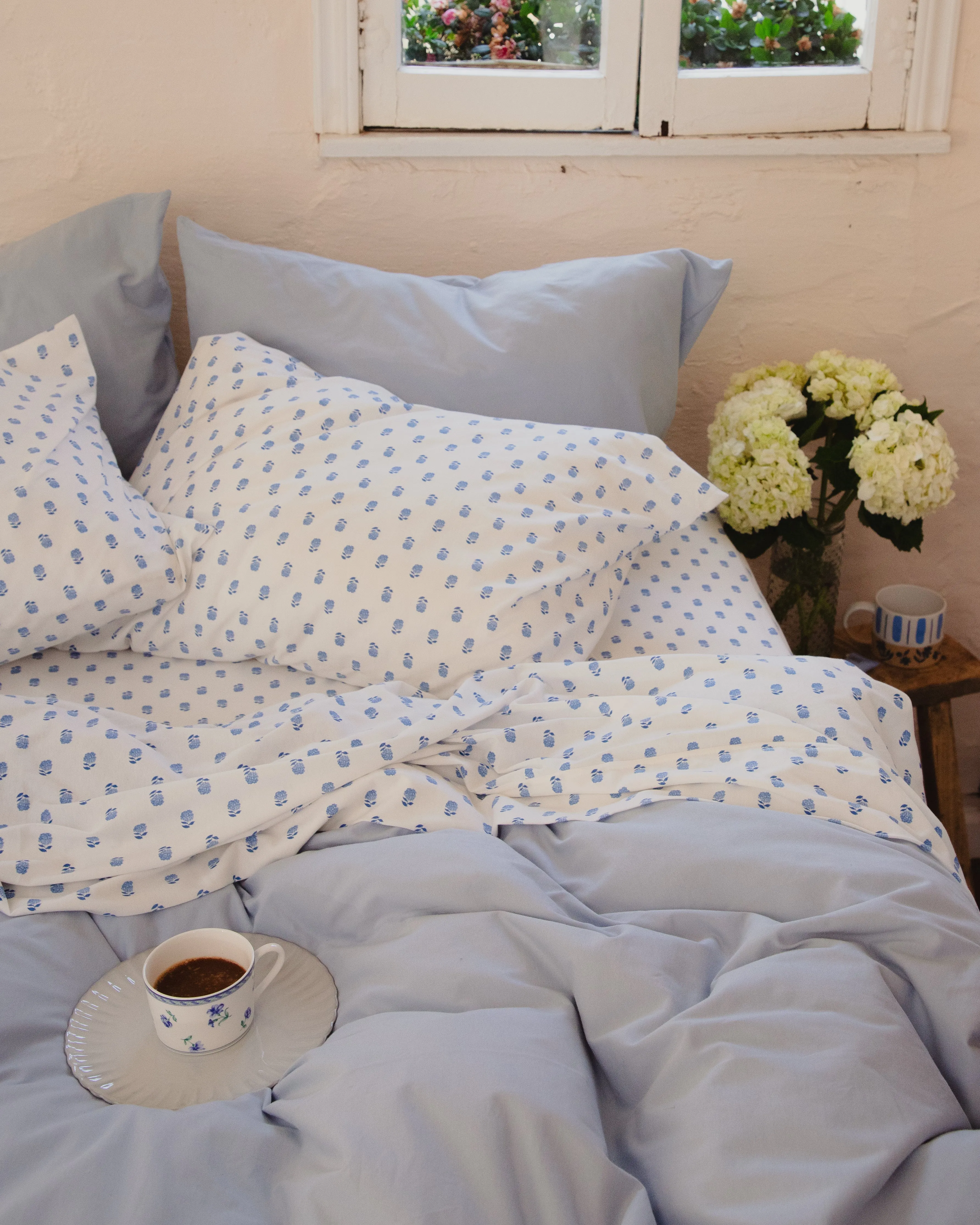 The Bluebell Floral Bedding Kit sold by Dairy Boy product image thumbnail 2