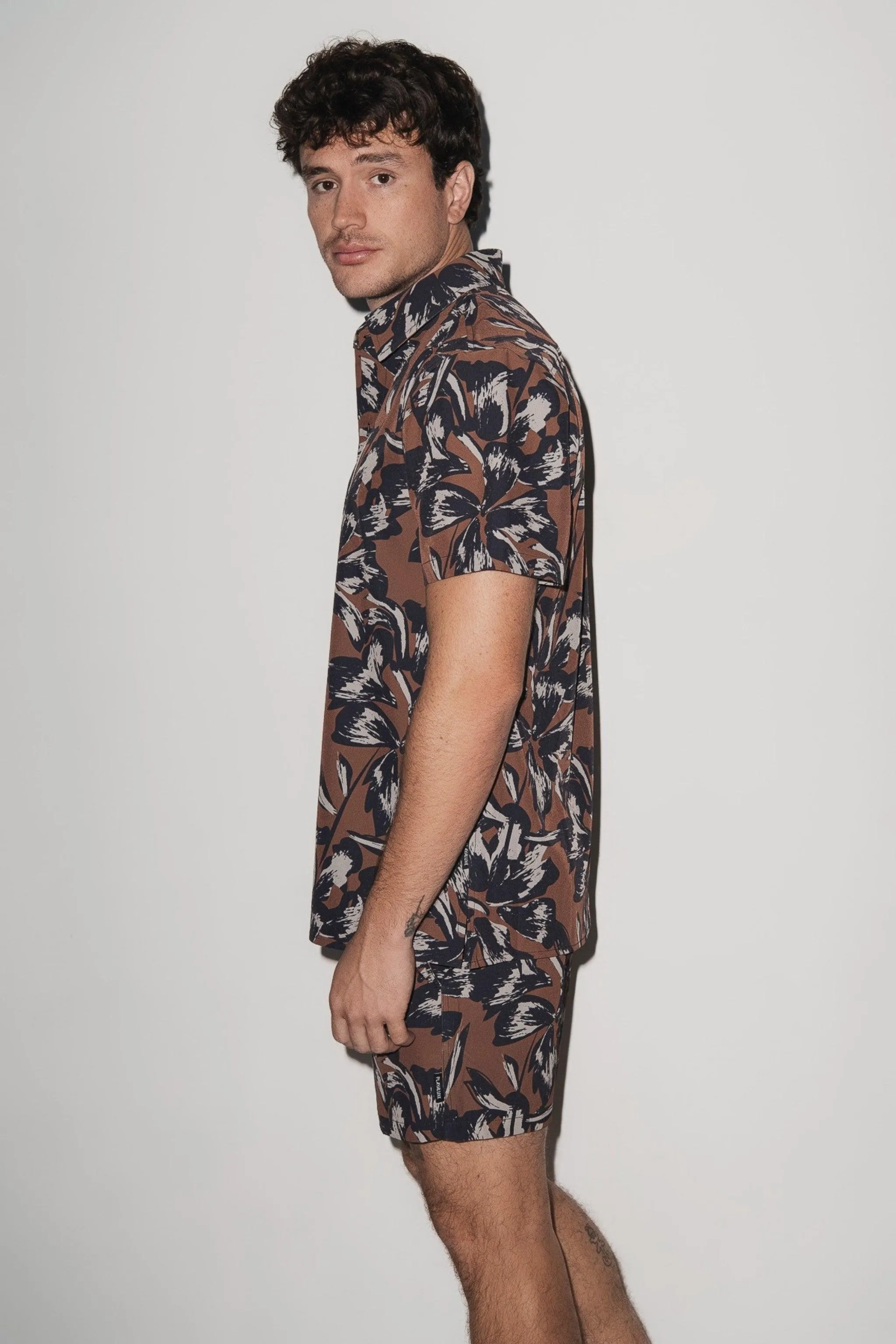 Todos Santos Brown Vintage Floral Classic Shirt sold by Playaluxe product image thumbnail 5