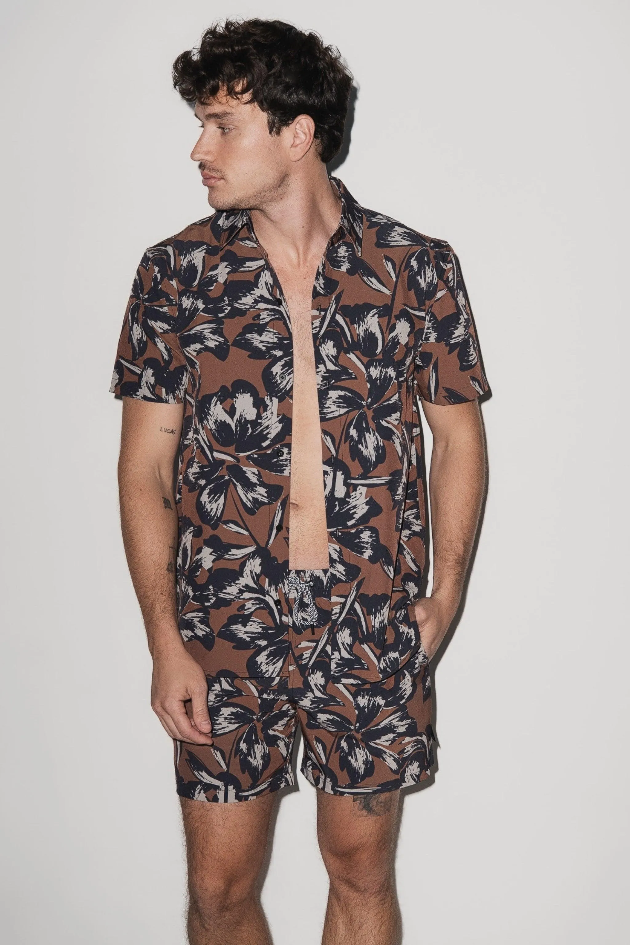Todos Santos Brown Vintage Floral Classic Shirt sold by Playaluxe product image thumbnail 2