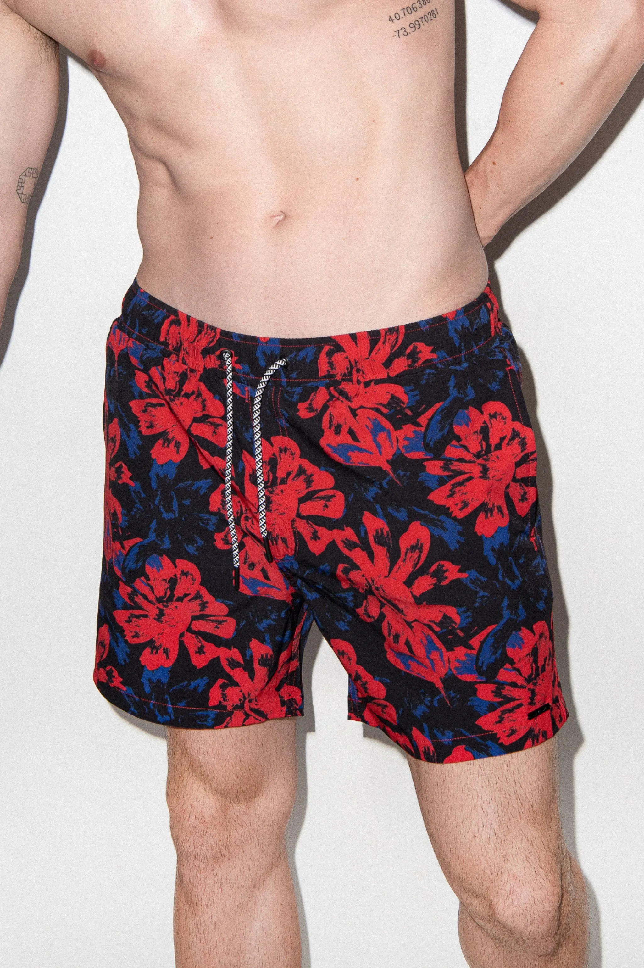 Tulum 5-Inch Swim Trunk Red Vintage Floral sold by Playaluxe product image thumbnail 5