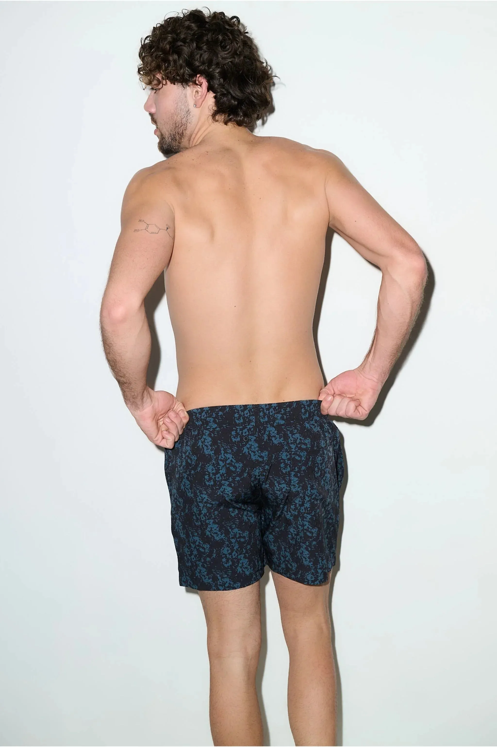 Tulum 5-Inch Swim Trunk Charcoal Haze sold by Playaluxe product image thumbnail 4