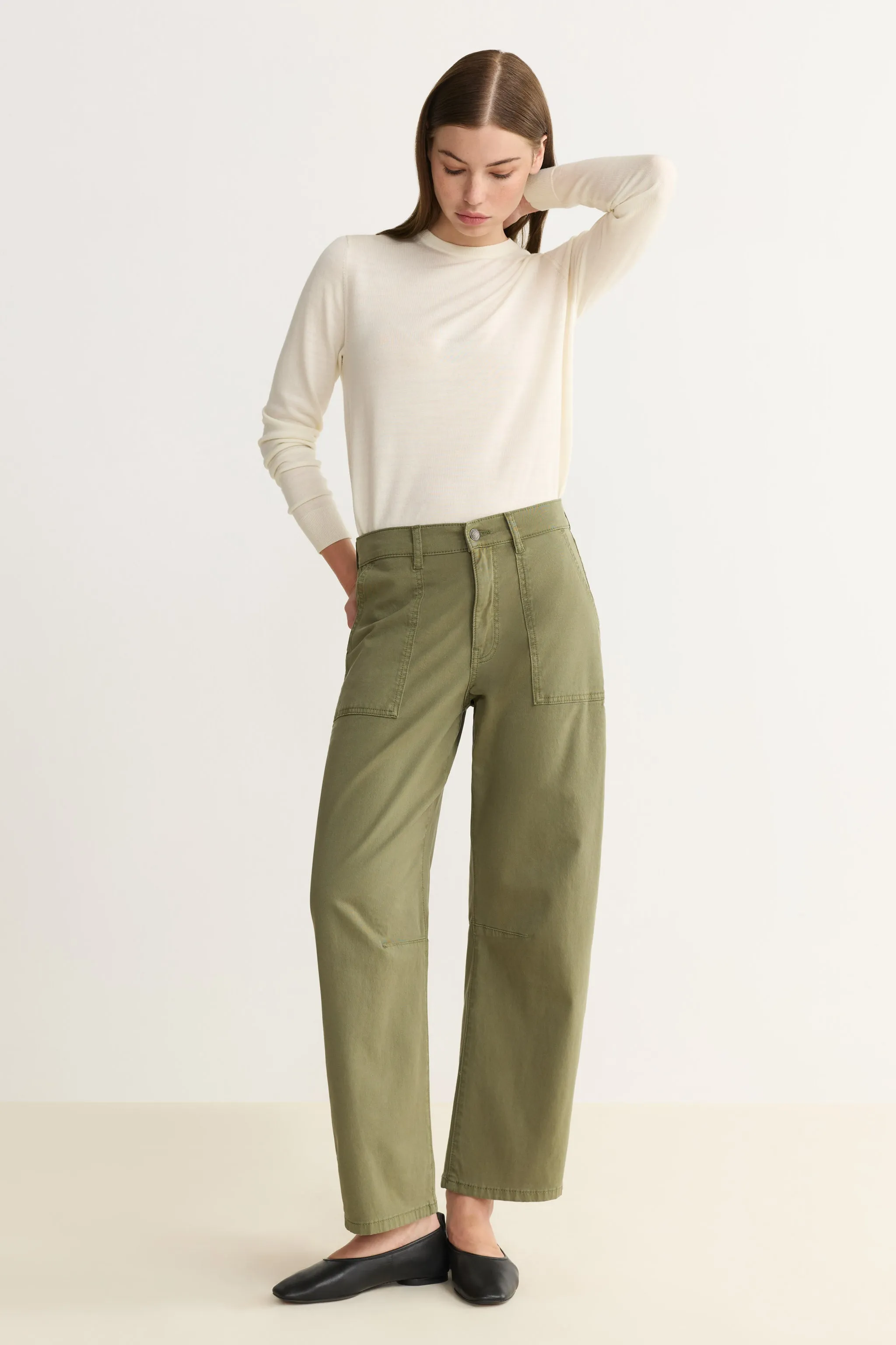 BNA TWILL - SOFT CURVE BARREL PANTS | FOUR LEAF CLOVER sold by Warp + Weft