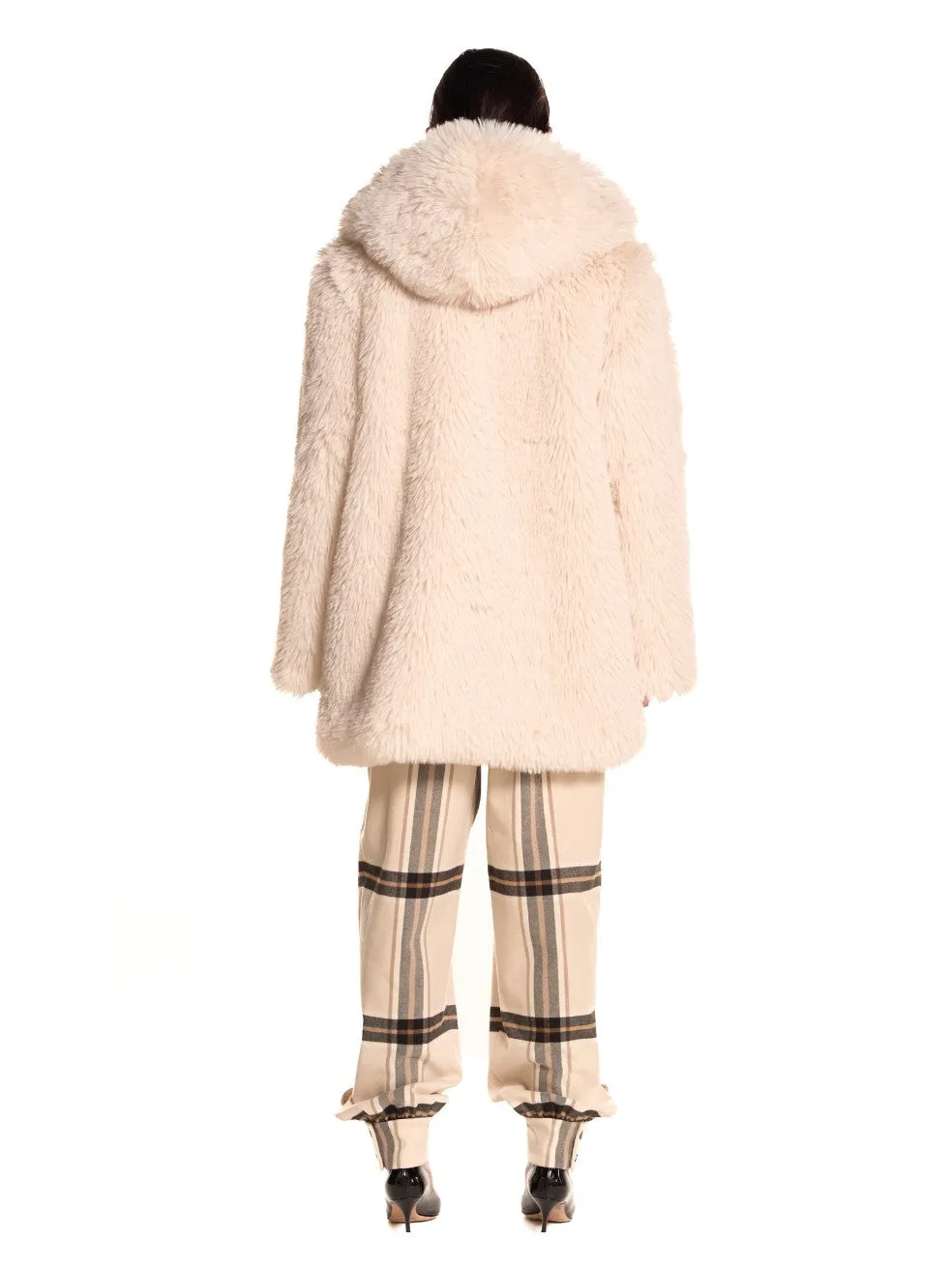 Wynn - Snow sold by FREED product image thumbnail 3