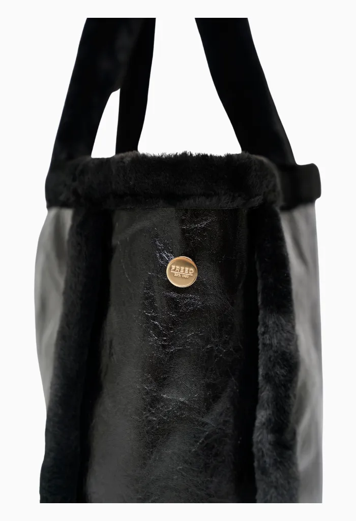 XL TOTE - HIGH SHINE BLACK sold by FREED product image thumbnail 5