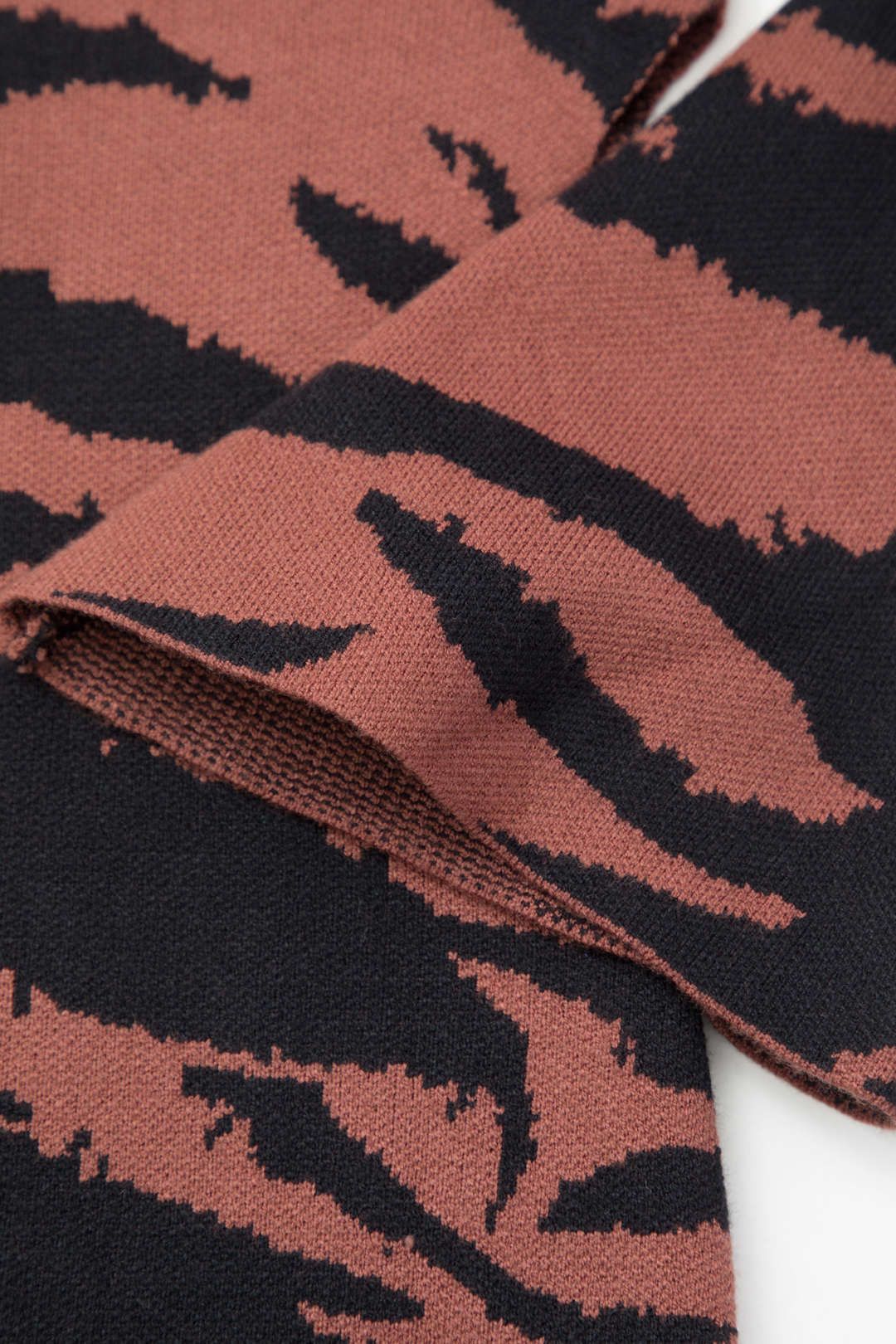 Tiger Print Round Neck Side Cut Out Knit Maxi Dress sold by Micas product image thumbnail 5