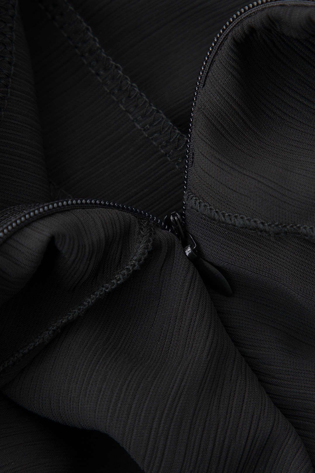 Ruffle Streamer Tube Top And Mini Skirt Set sold by Micas product image thumbnail 7