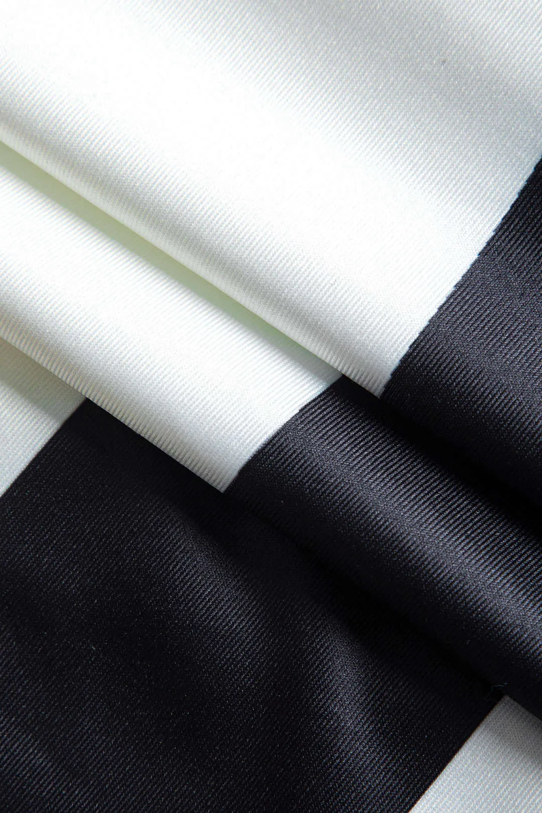 Abstrakt print stropløs midi -kjole sold by Micas product image thumbnail 4