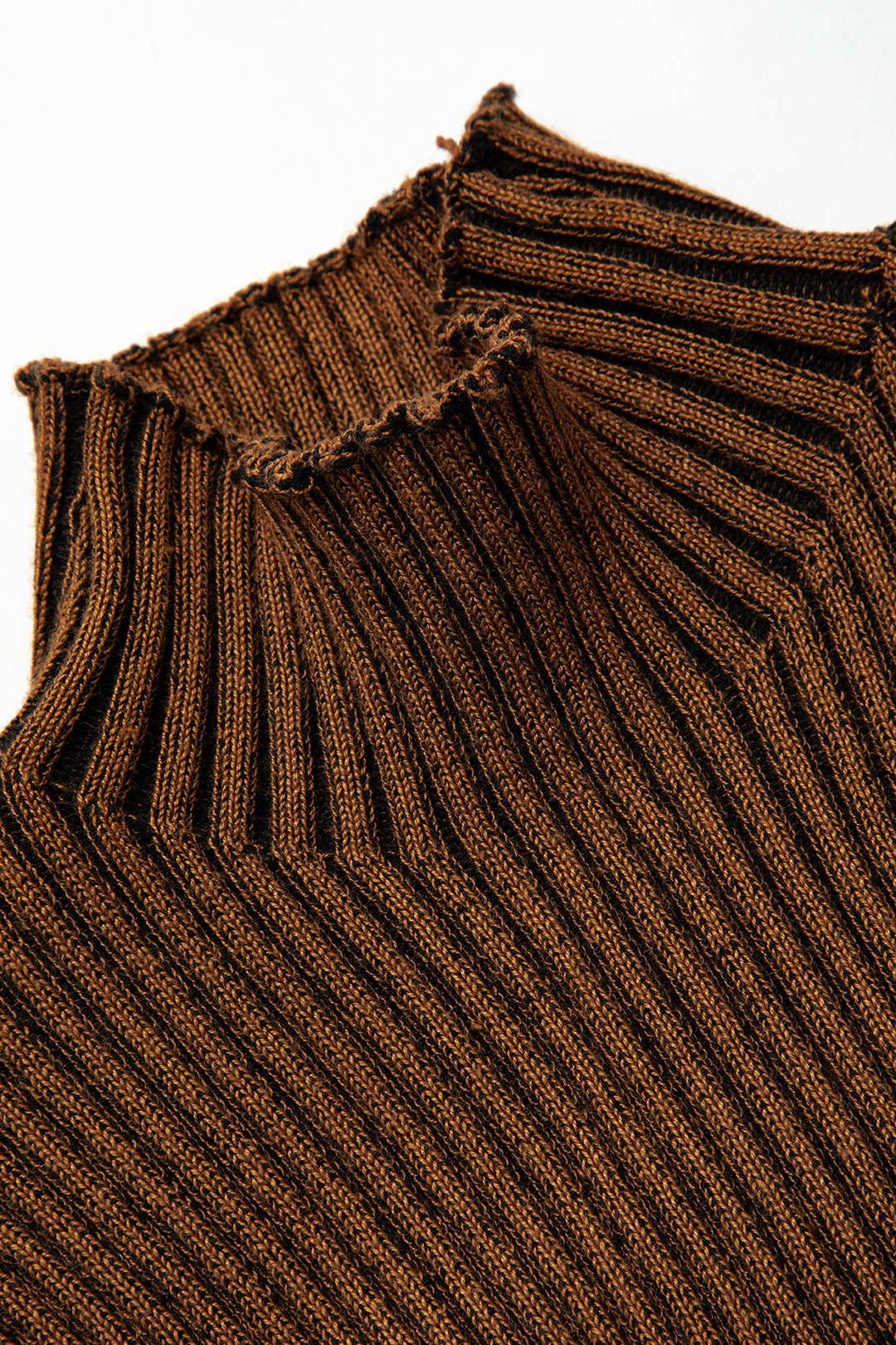 Printed Mock Neck Rib Knit Tank Top sold by Micas product image thumbnail 3