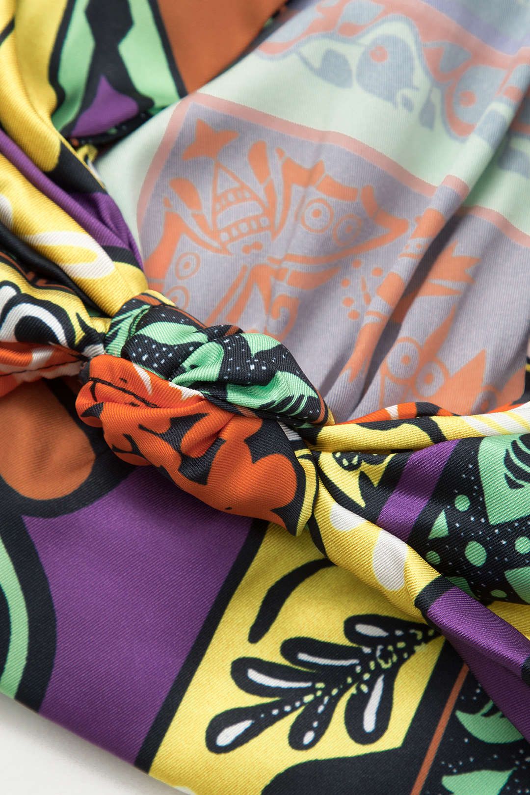 Leaves Print V-neck Knot Front Crop Blouse sold by Micas product image thumbnail 4