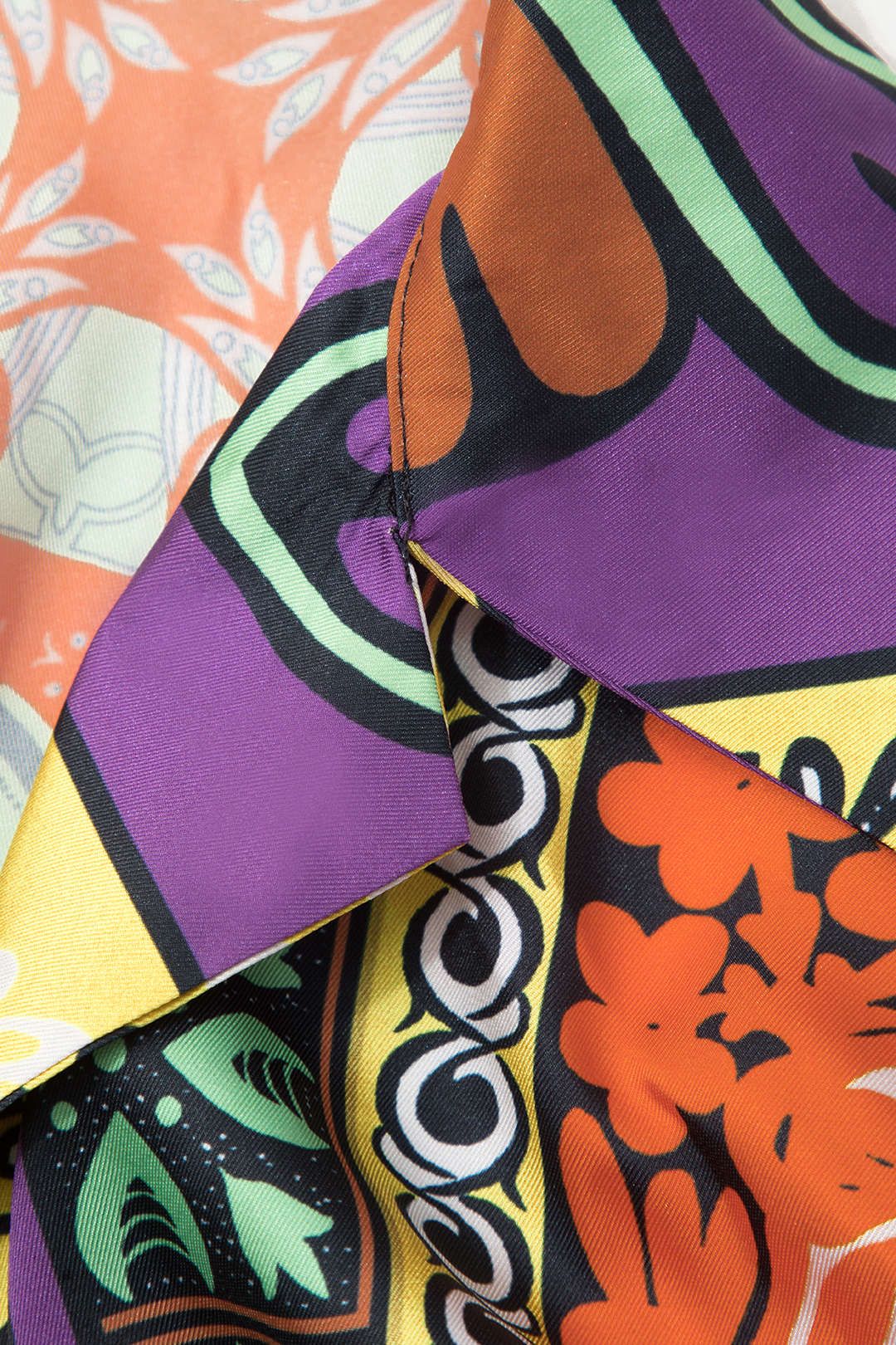 Leaves Print V-neck Knot Front Crop Blouse sold by Micas product image thumbnail 3