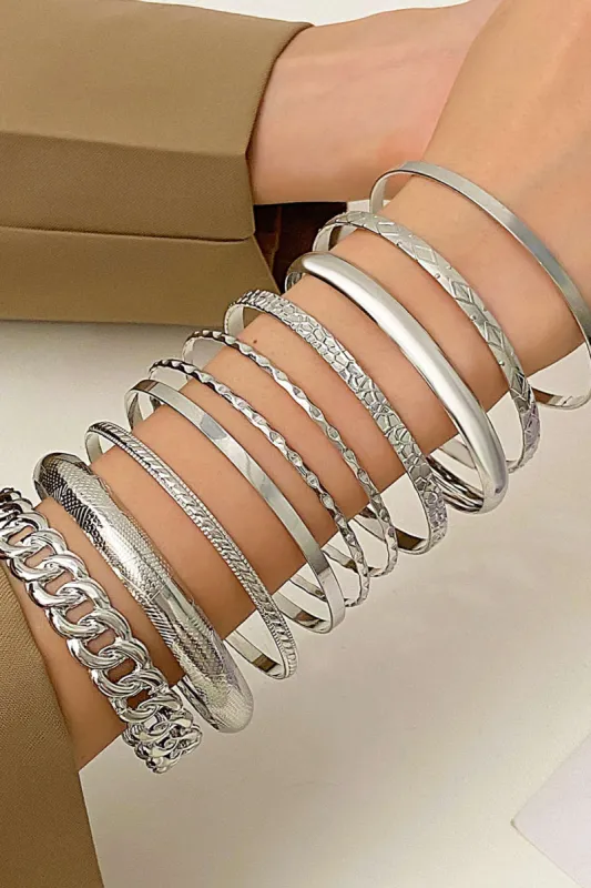 Sæt med 10 metalkæde armbåndssæt sold by Micas