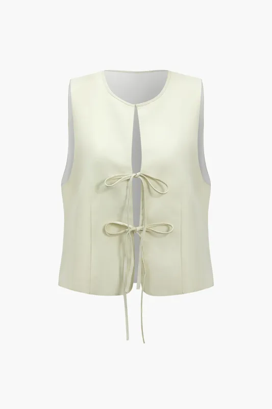 Solid bindetank top sold by Micas